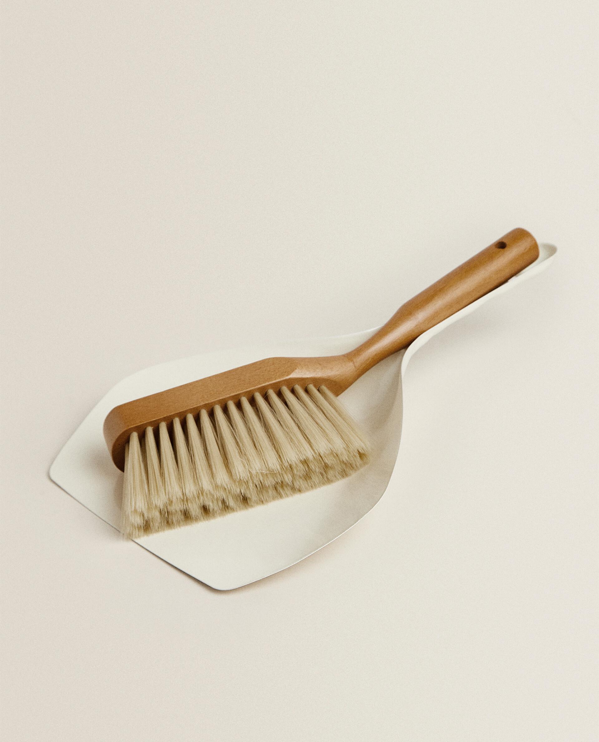 DUSTPAN AND BRUSH SET product thumbnail 17