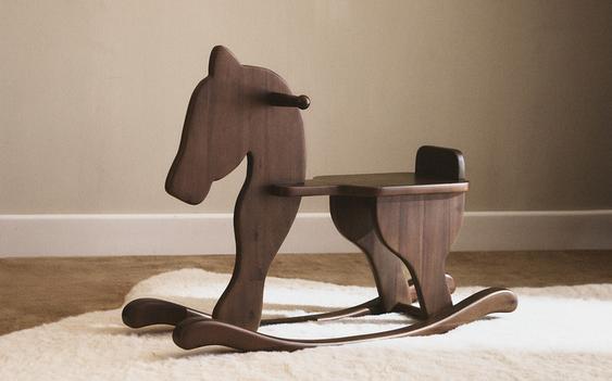 HOBBELPAARD SPEELGOED VOOR KINDEREN