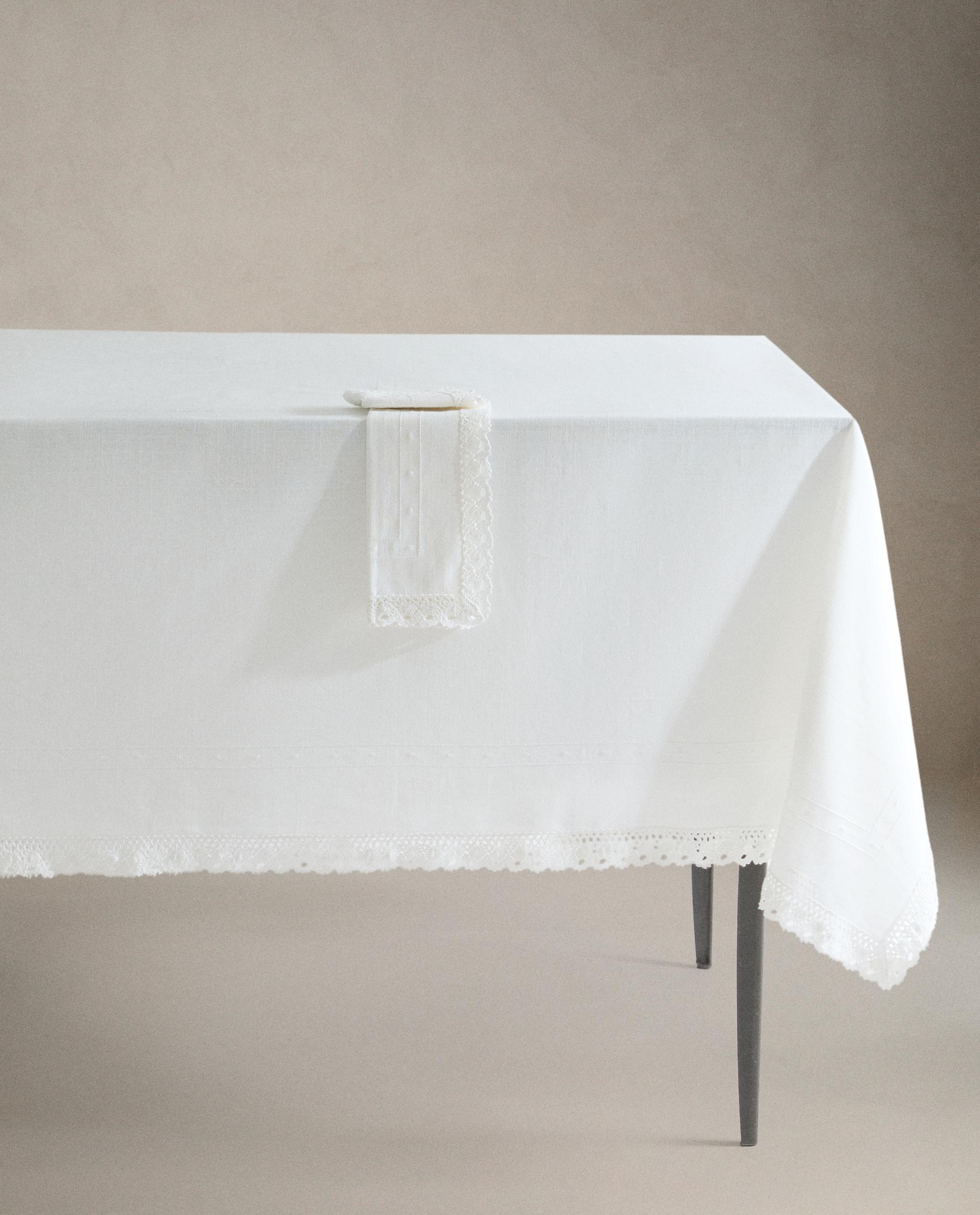 EMBROIDERED COTTON TABLECLOTH WITH LACE TRIM product thumbnail 4