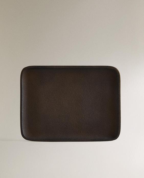 BLACK METAL TRAY