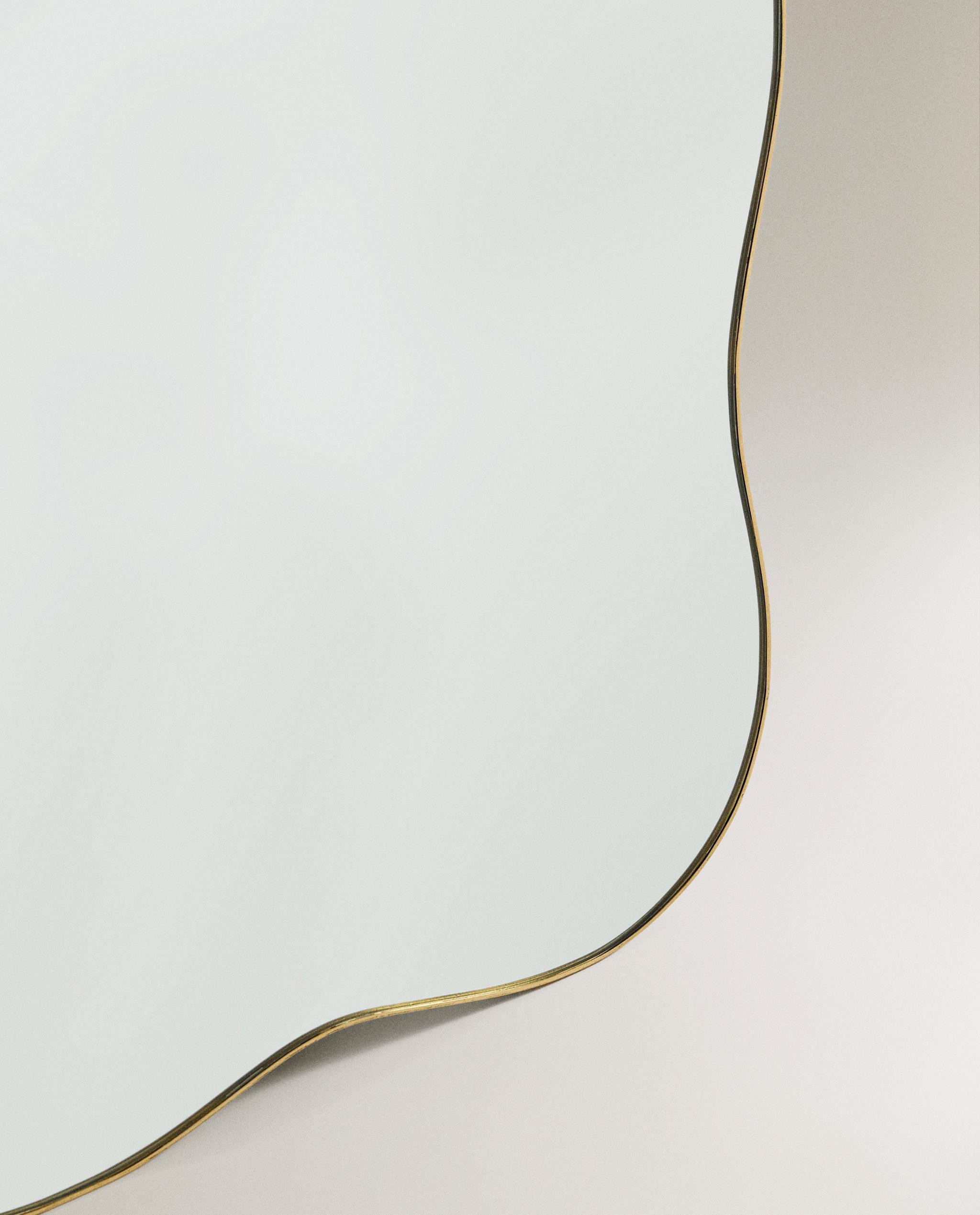 ご自宅にぴったりの装飾ミラー | Zara Home 日本/Japan