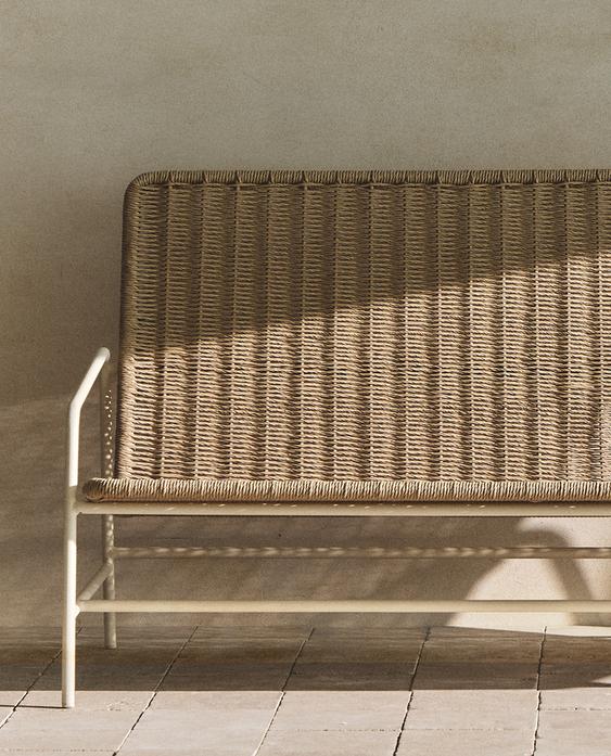 WOVEN OUTDOOR BENCH WITH BACK