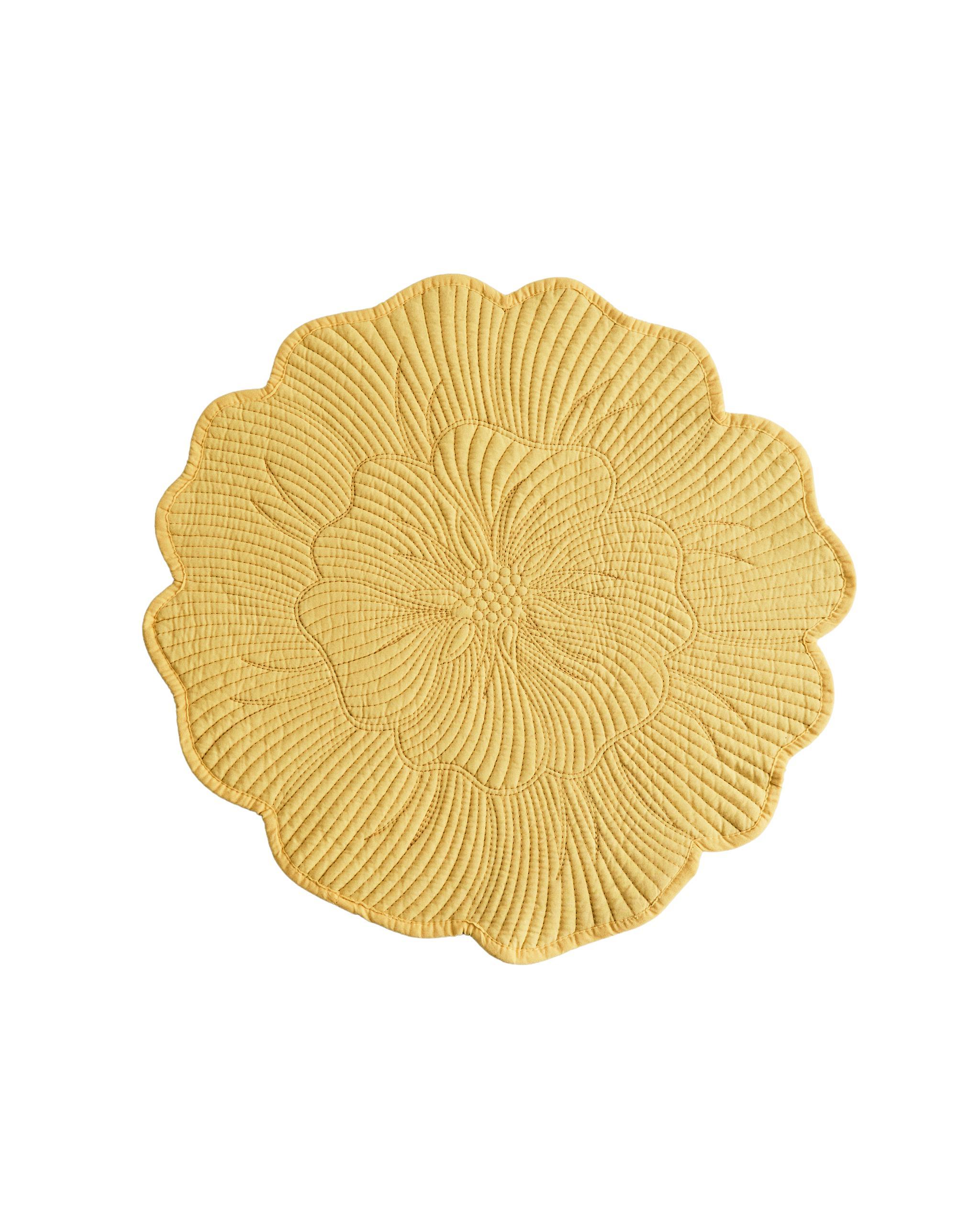 QUILTED FLORAL PLACEMAT product thumbnail 3