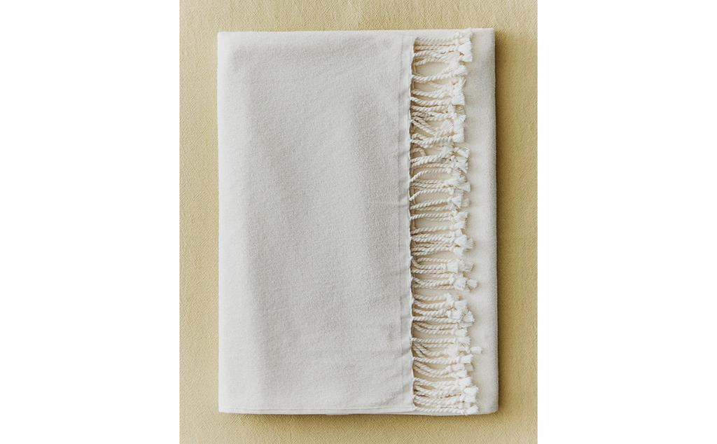 FRINGED COTTON BEACH TOWEL FRINGED COTTON BEACH TOWEL