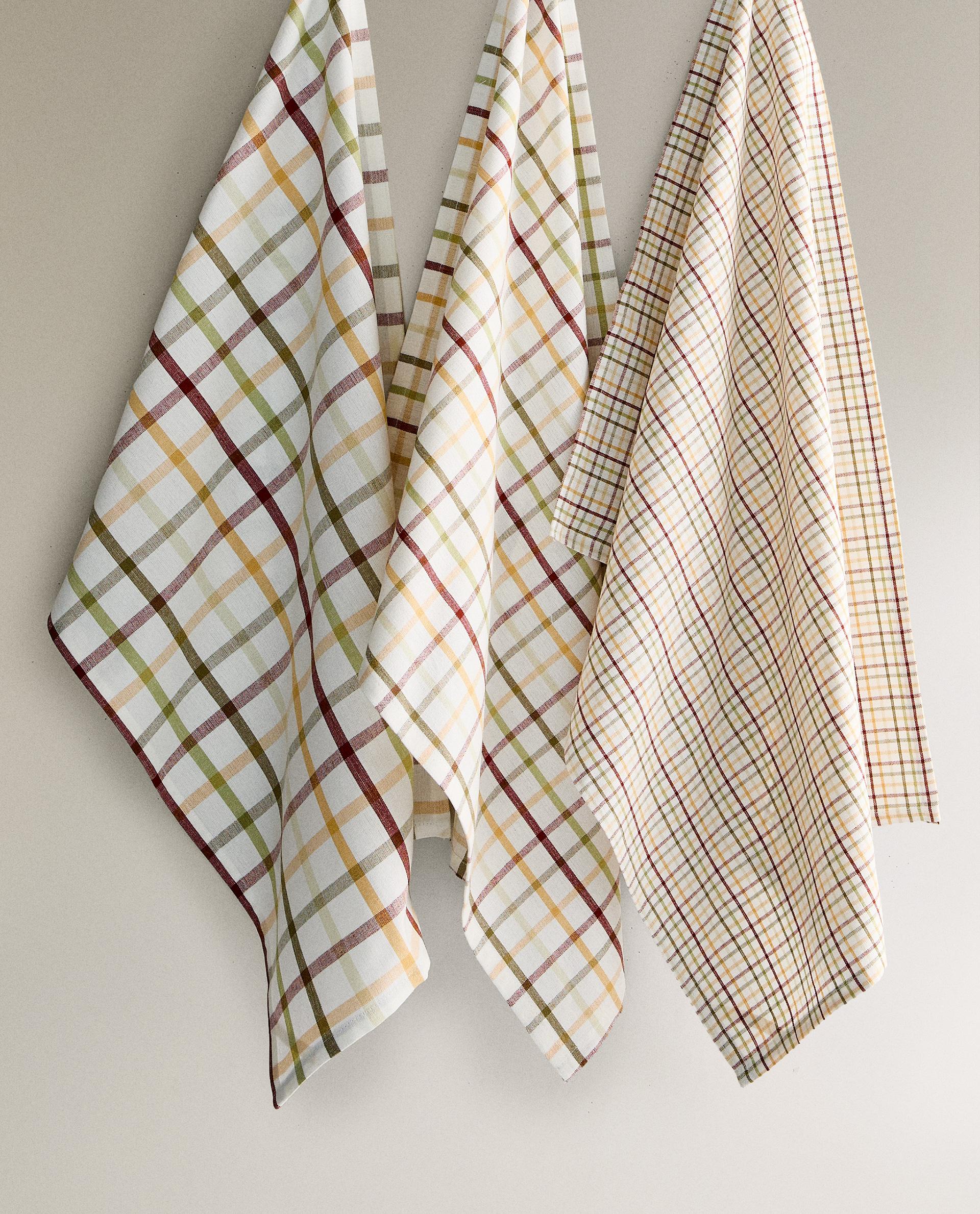 SET OF DYED THREAD TEA TOWELS (SET OF 3) product thumbnail 4