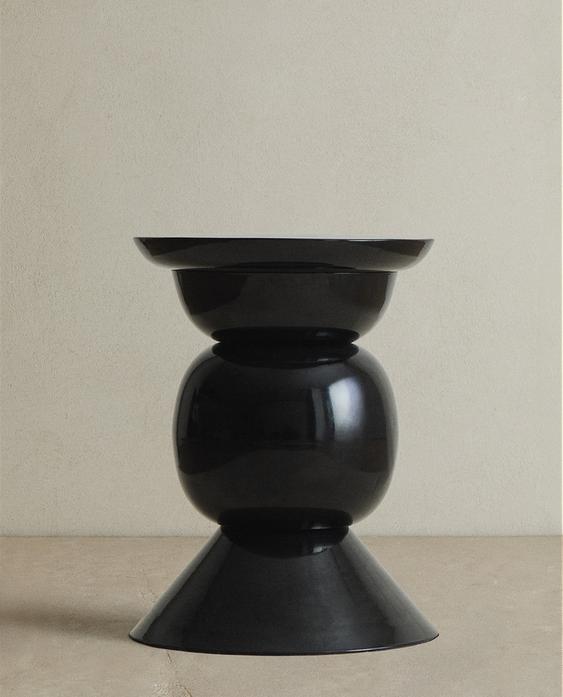 SMALL METAL SIDE TABLE