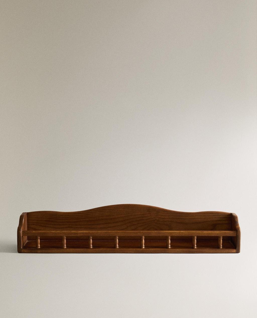 KINDERREGAL AUS ESCHENHOLZ