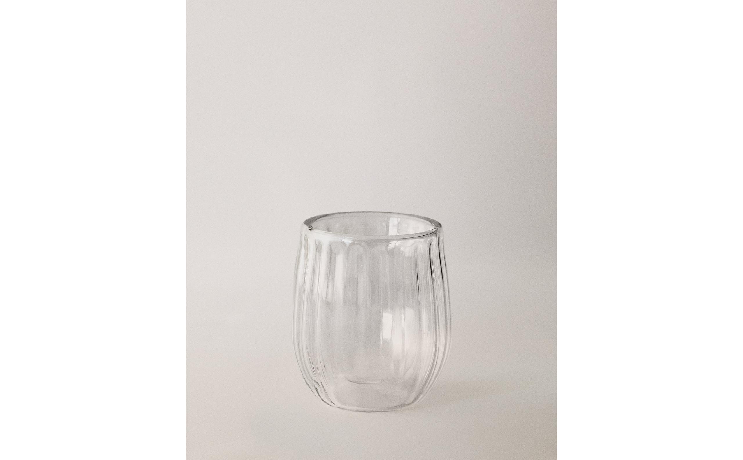 BOROSILICATE GLASS TUMBLER WITH RAISED LINES product thumbnail 6