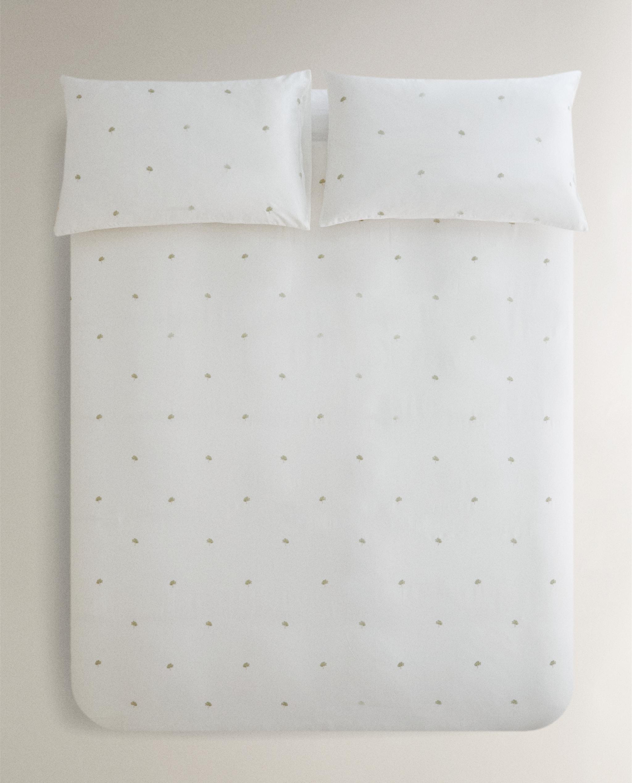 DUVET COVER WITH EMBROIDERED TREES product thumbnail 4
