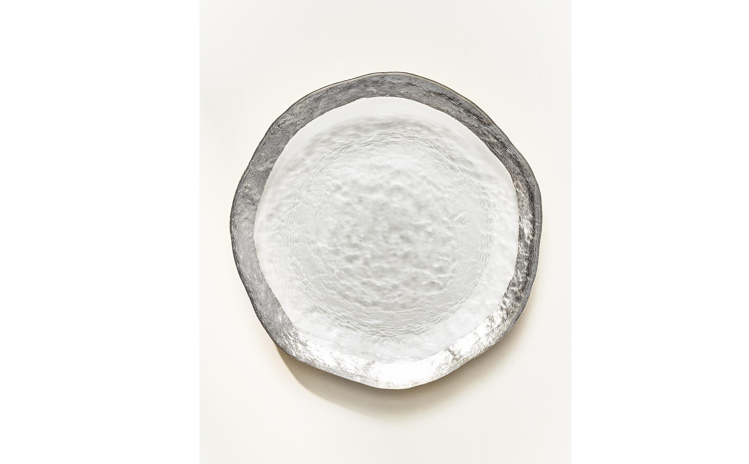 RAISED GLASS DESSERT PLATE WITH SILVER RIM product thumbnail 8