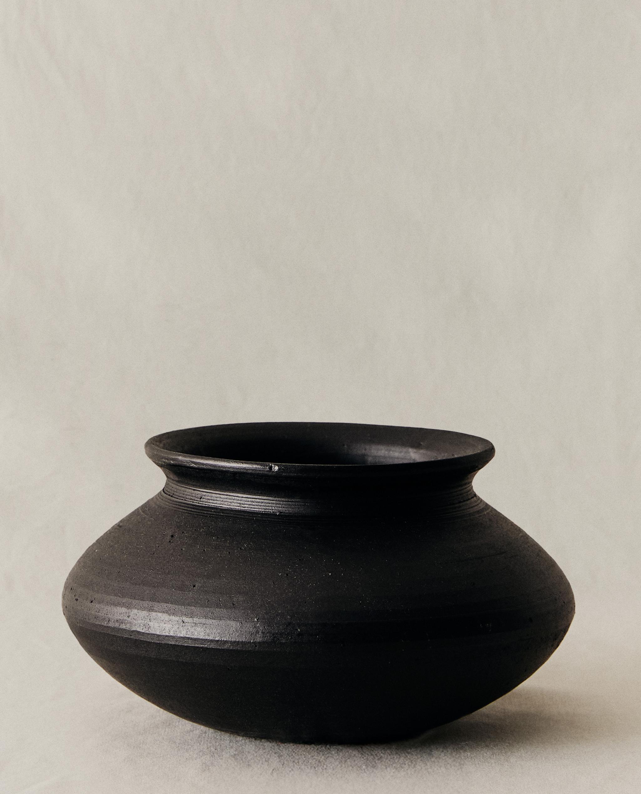 KENZAN DECORATIVE OVAL VASE product thumbnail 8