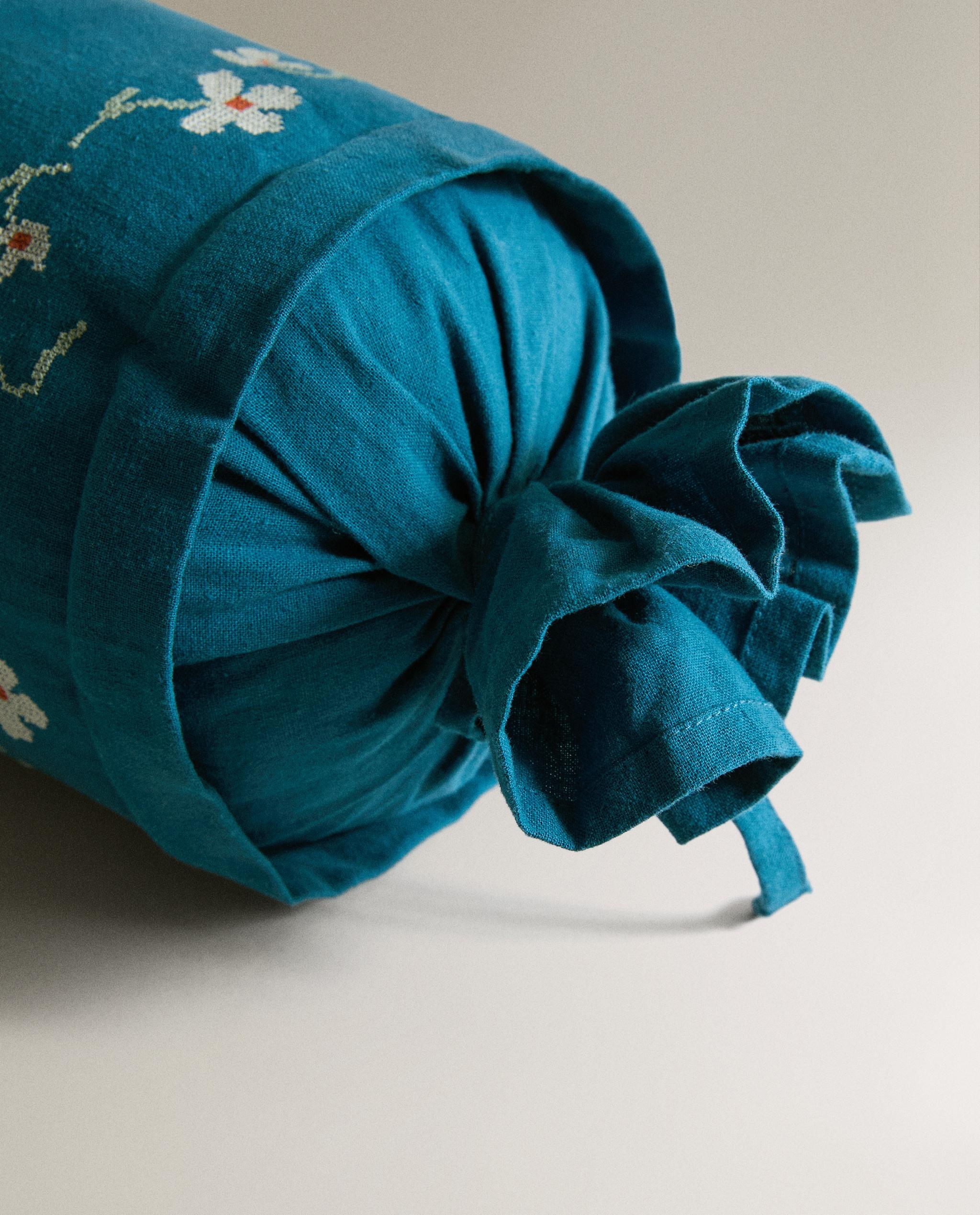 BOLSTER WITH FLORAL EMBROIDERY product thumbnail 8