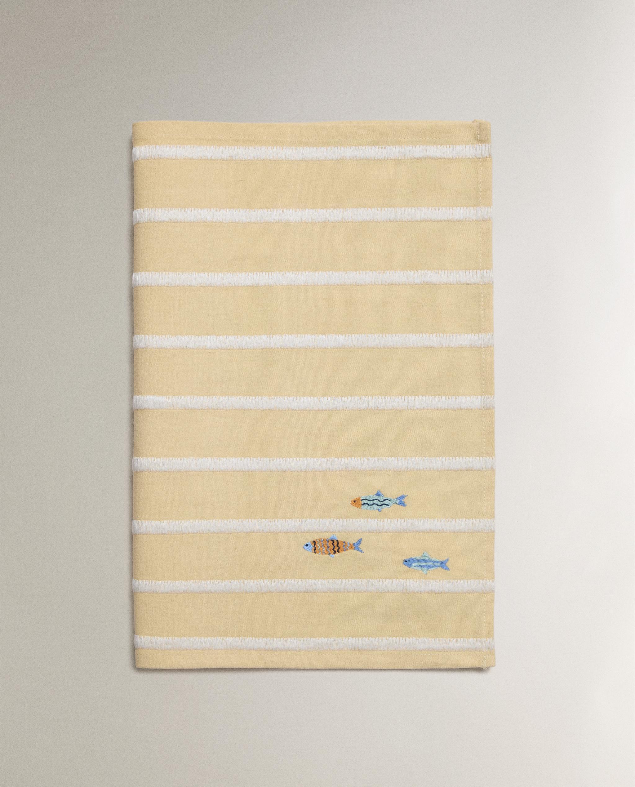 FISH AND STRIPES PLACEMAT product thumbnail 17