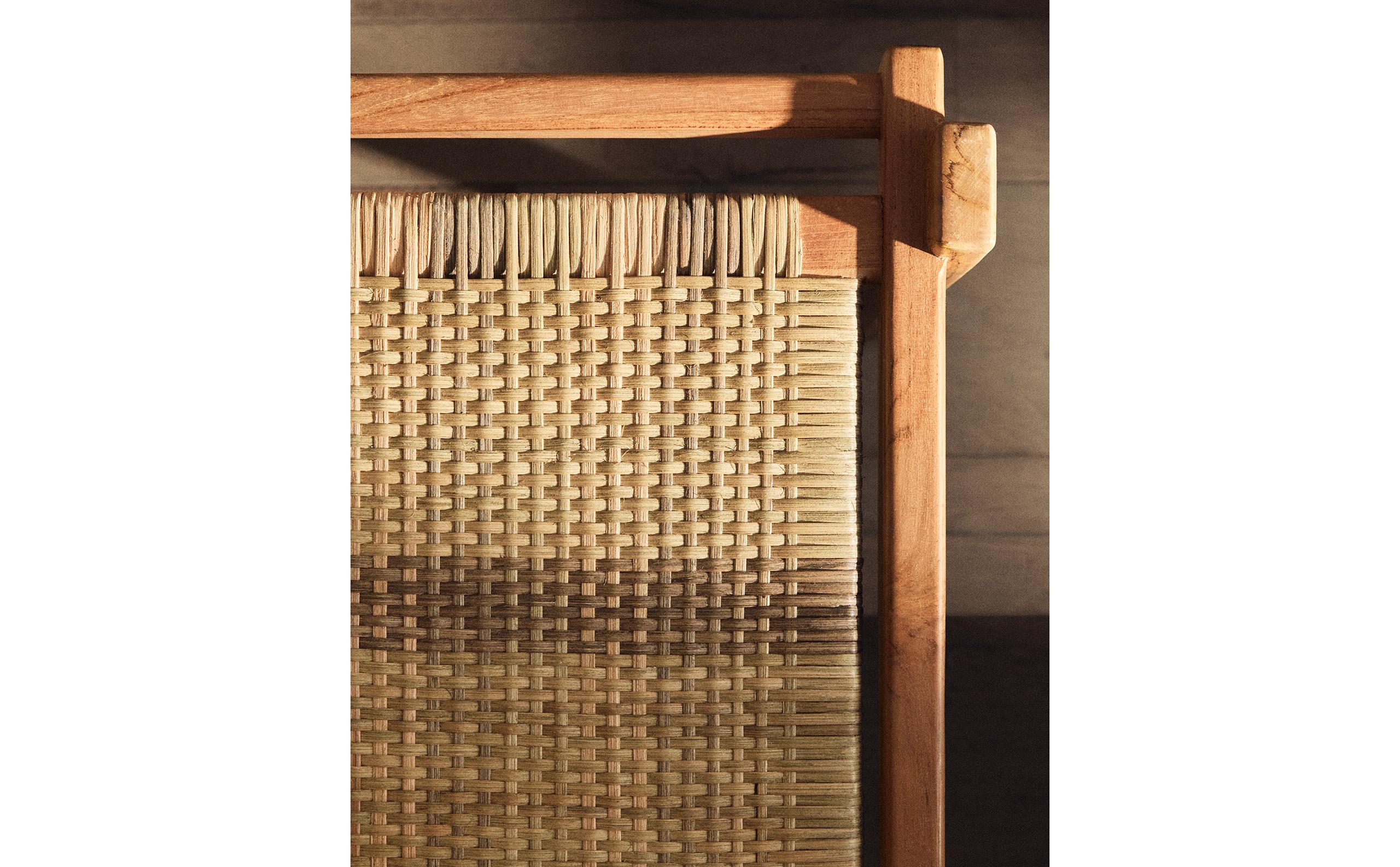 MULTICOLOURED TEAK RATTAN BENCH