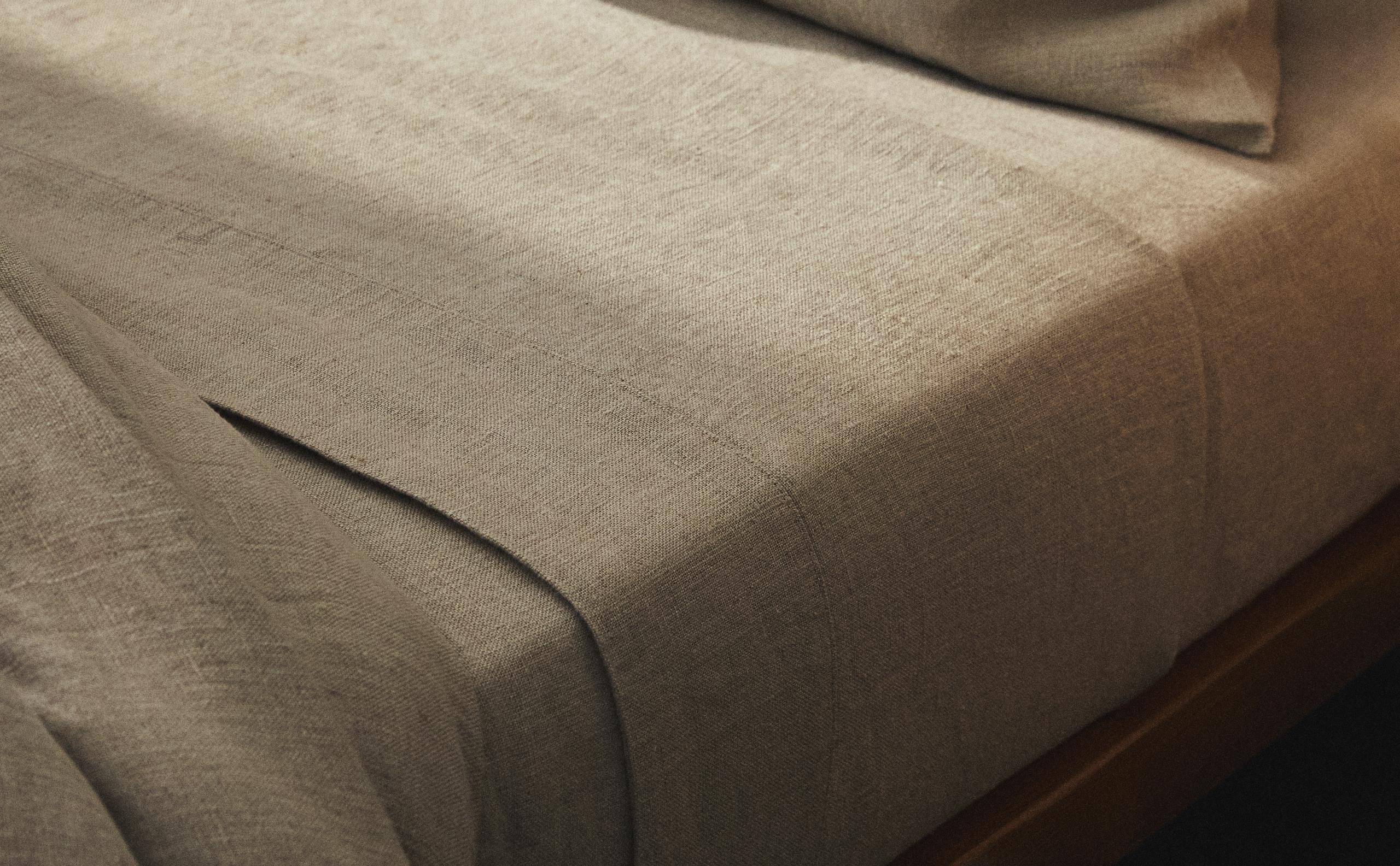 リネンフラットシーツ | Zara Home 日本/Japan