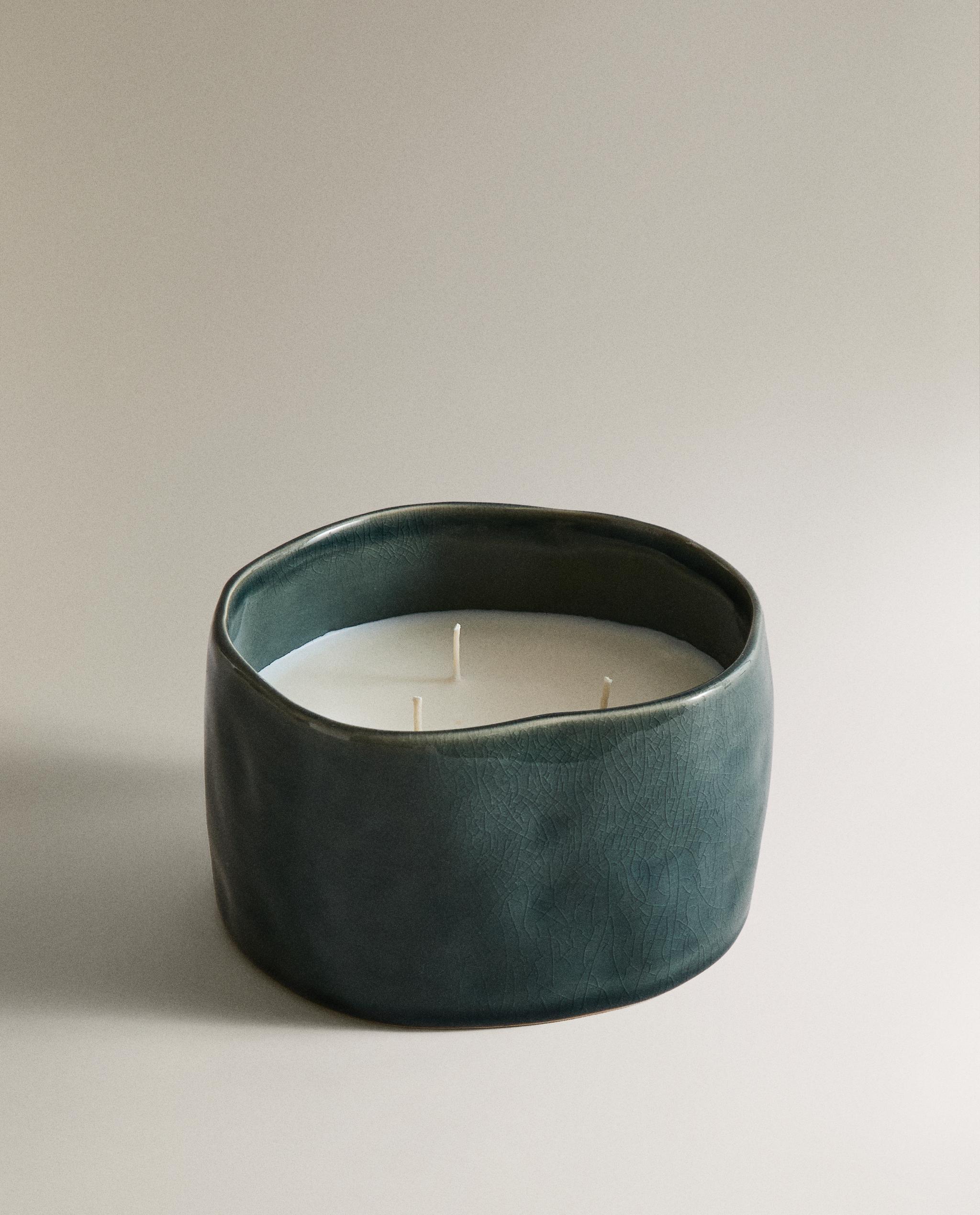 (150 G) VIBRANT ROSE SCENTED CANDLE product thumbnail 4