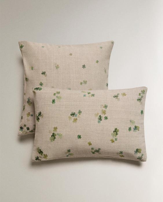 CLOVER CUSHION COVER CLOVER CUSHION COVER