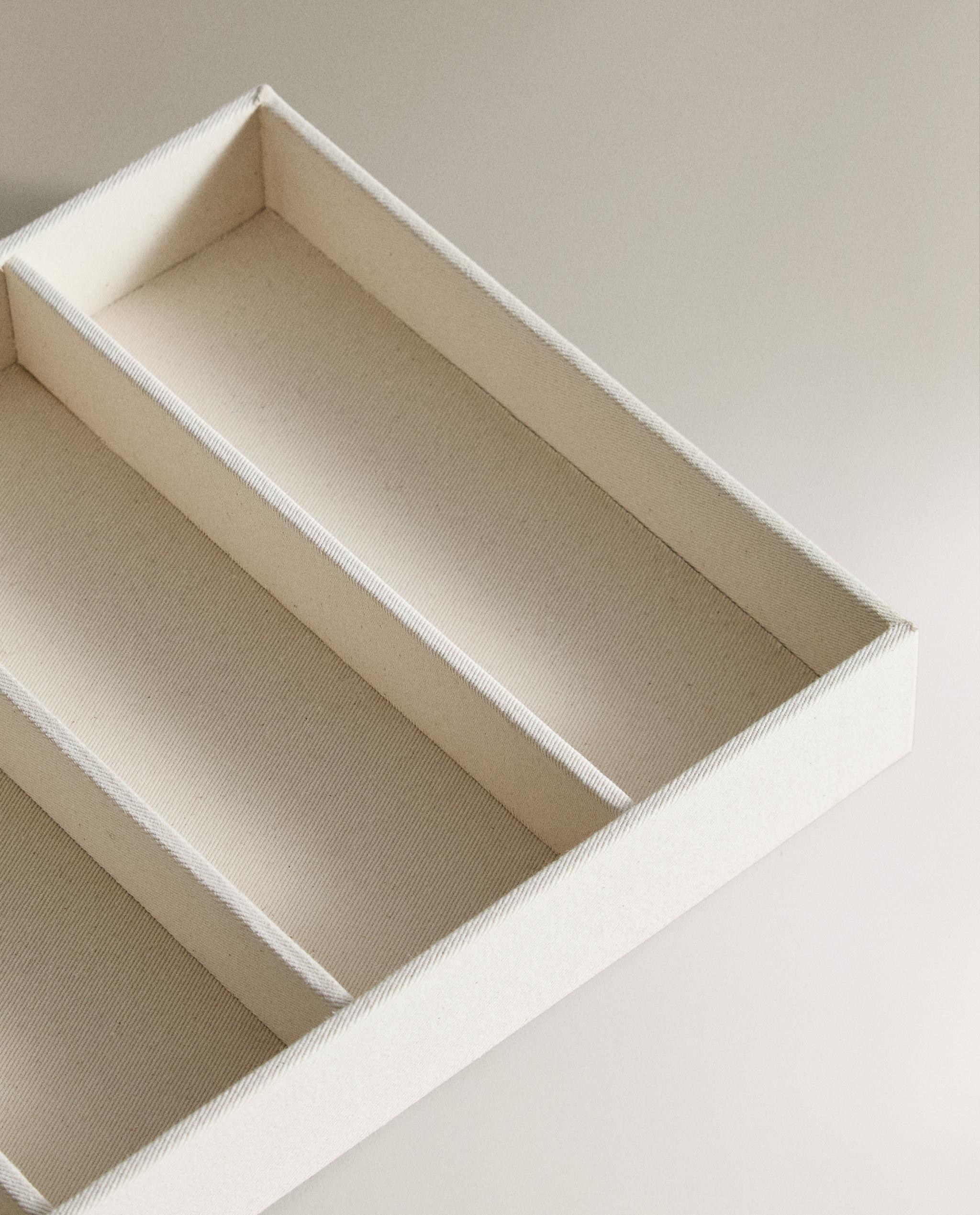 GLASSES STORAGE BOX product thumbnail 5