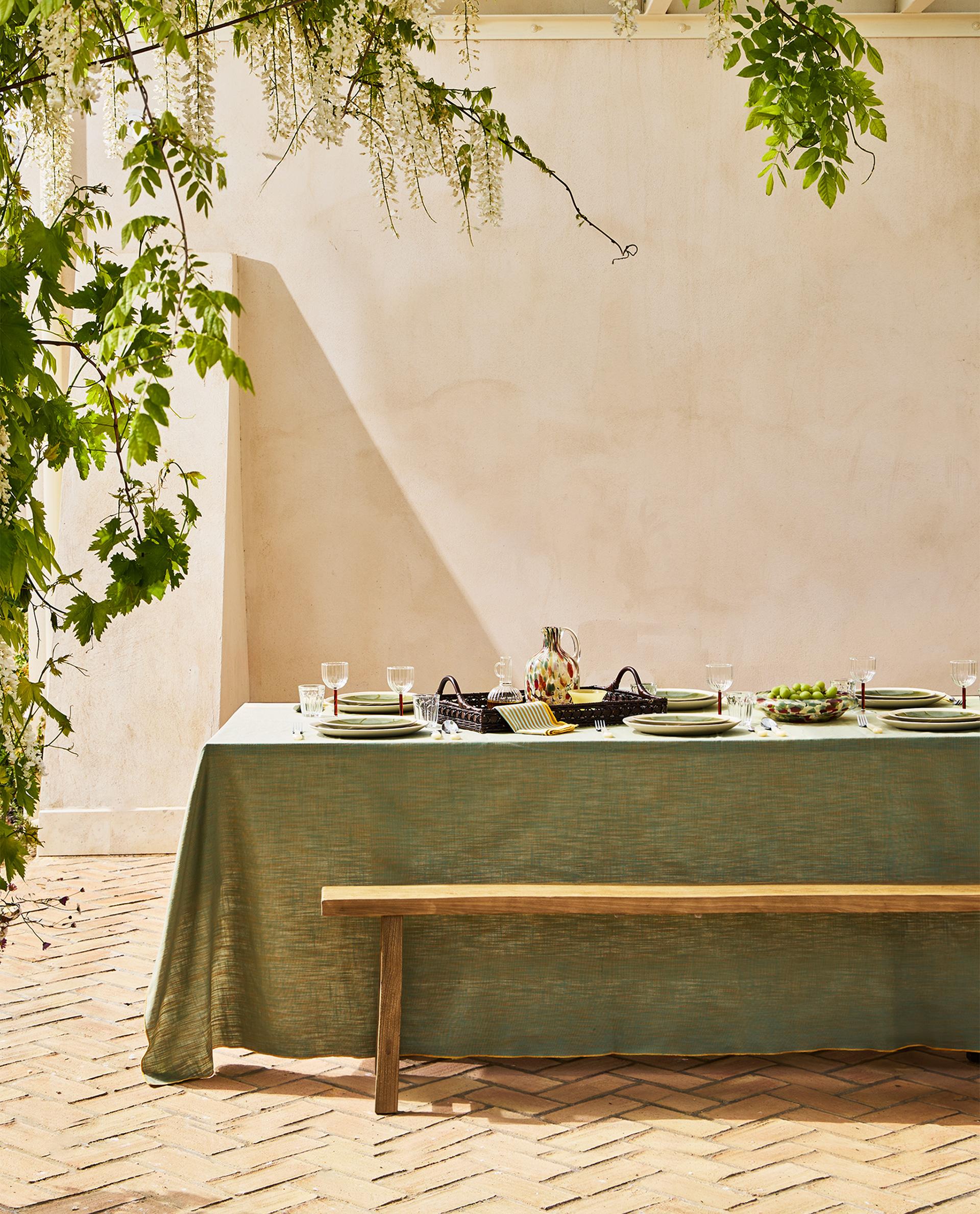 コントラスト エッジ コットン テーブルクロス | Zara Home 日本/Japan