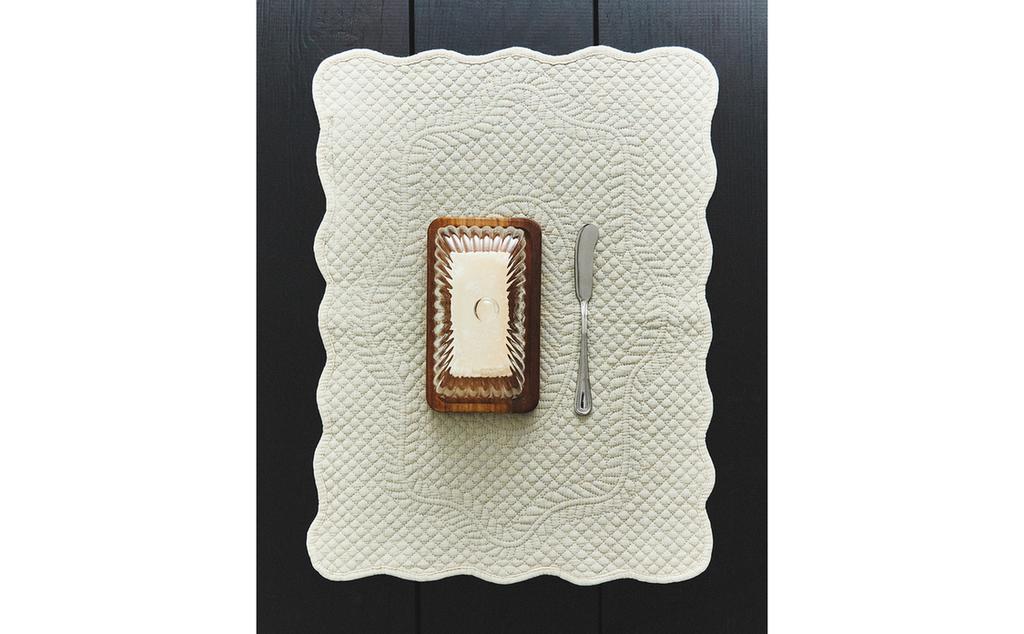 QUILTED PLACEMAT QUILTED PLACEMAT