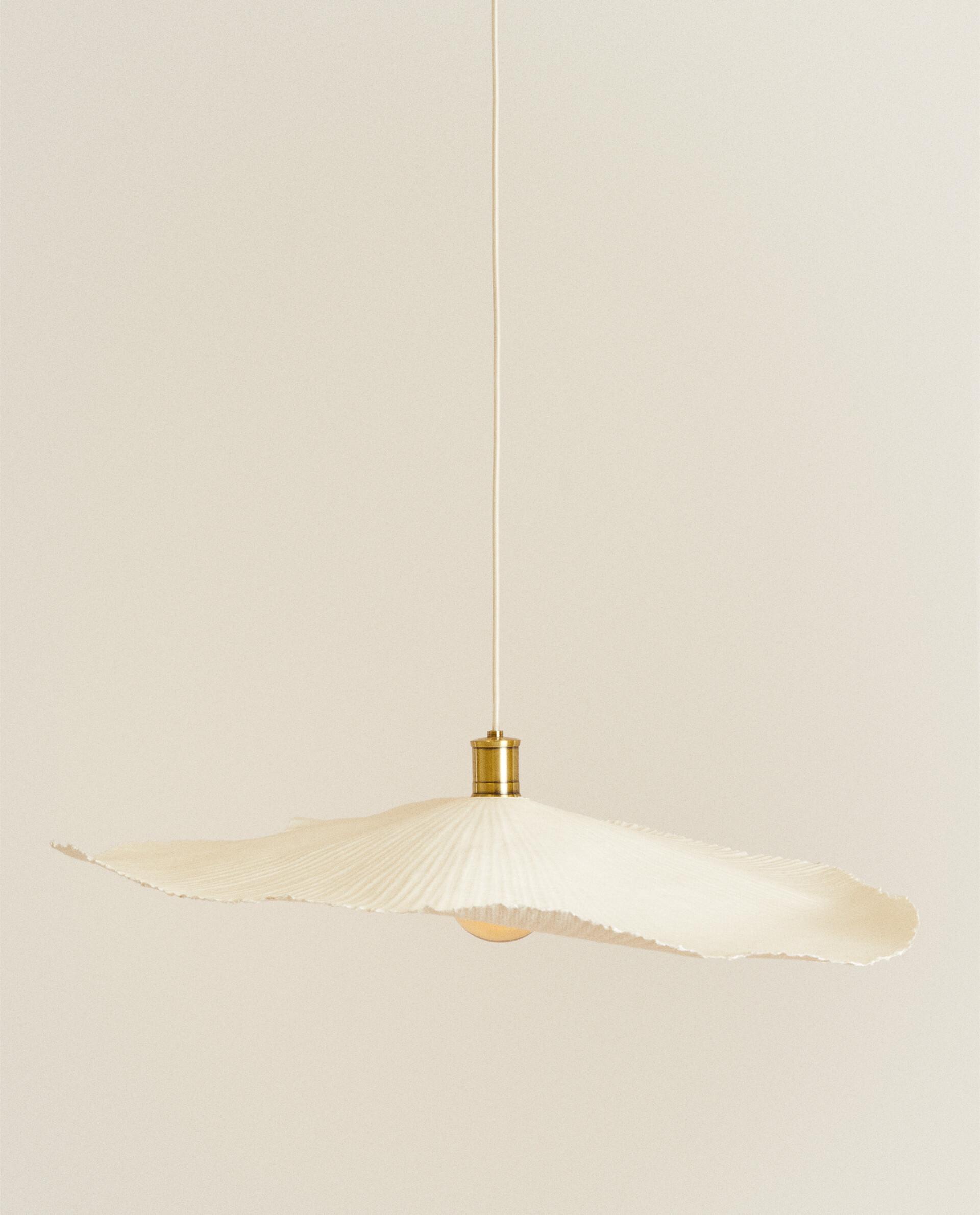 アースンウェアベース ミディアム テーブルランプ | Zara Home