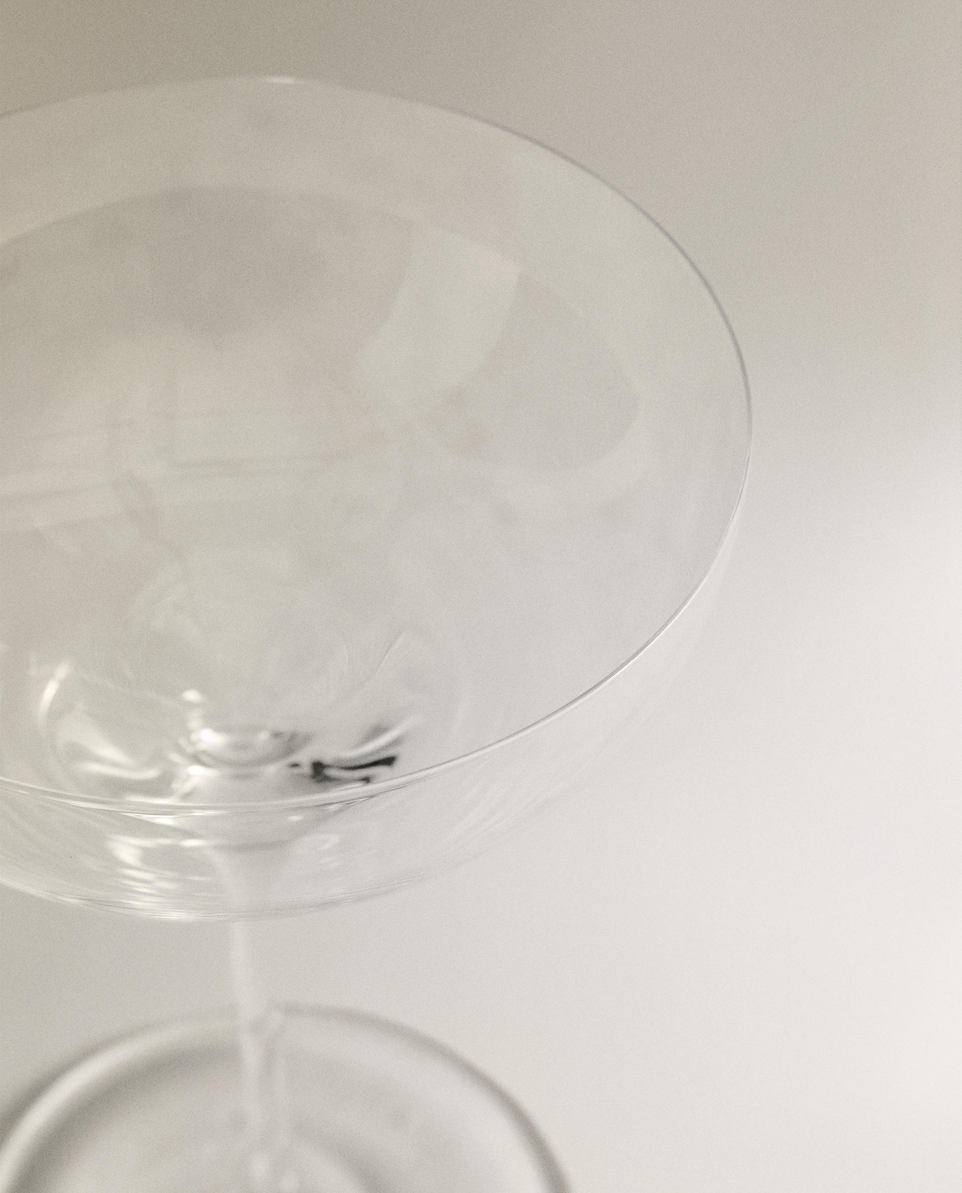 EXTRA LIGHTWEIGHT SPARKLING WINE FLUTE product thumbnail 3