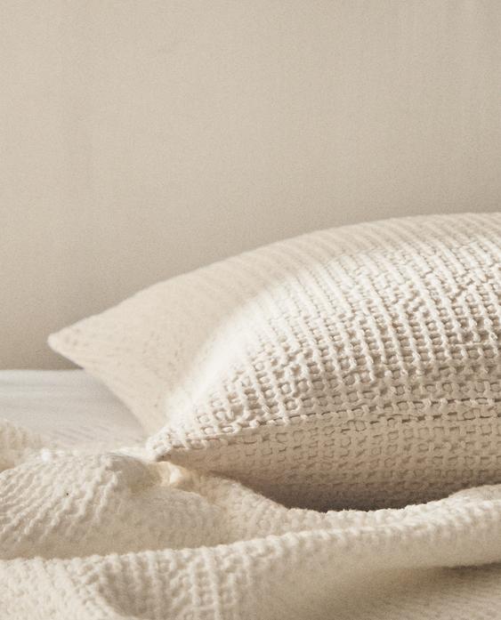 WAFFLE-KNIT CUSHION COVER