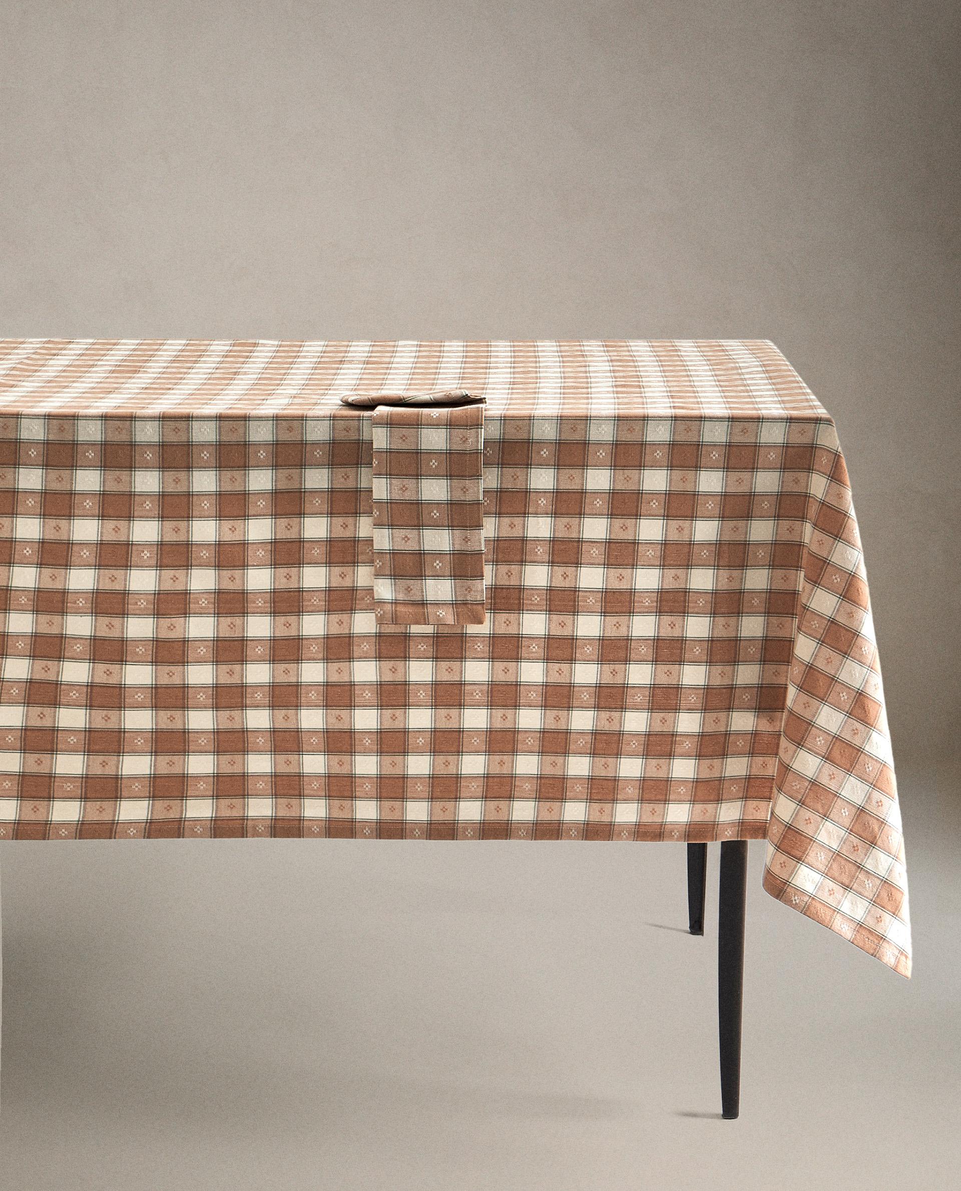 チェック柄 ダイヤーン テーブルクロス | Zara Home 日本/Japan