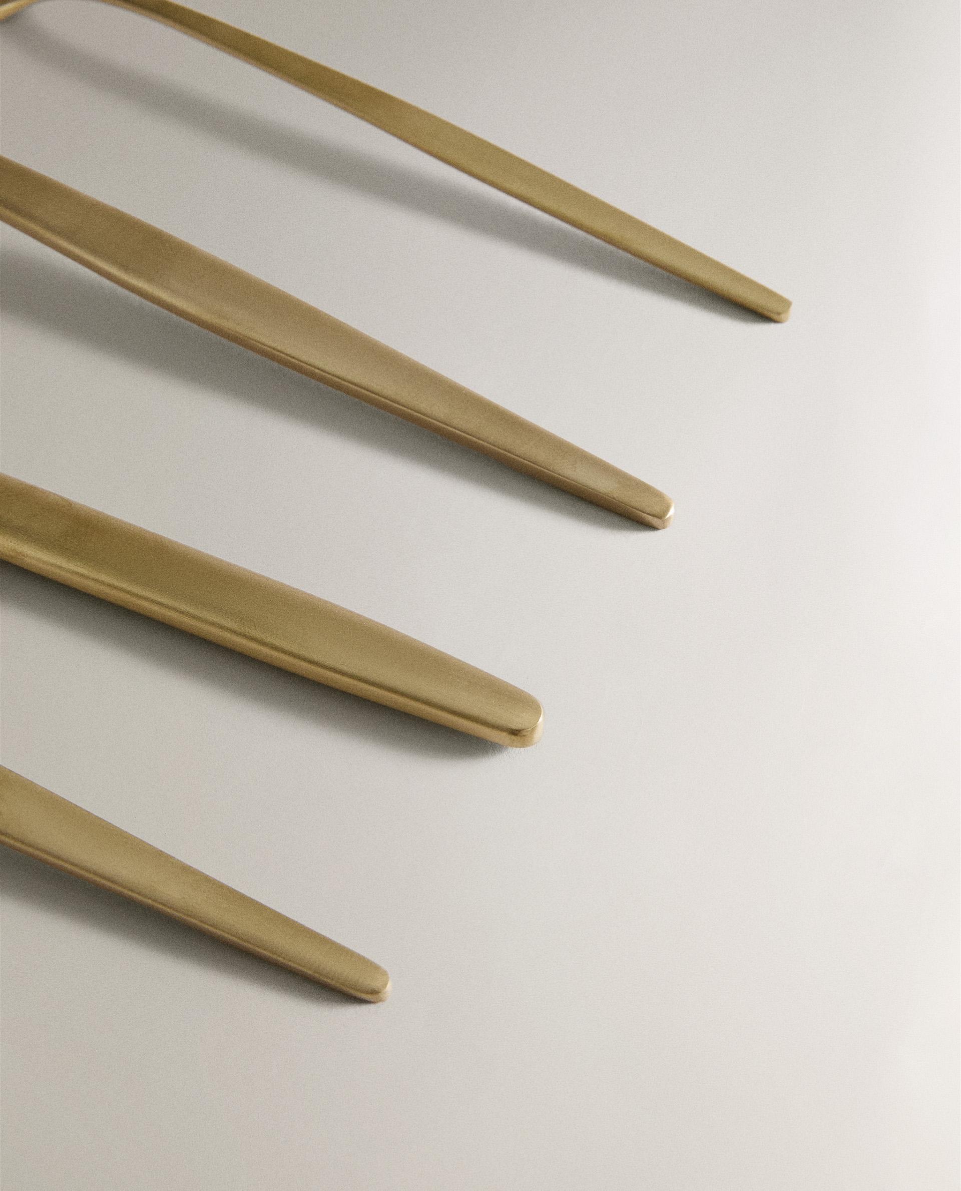 4-PIECE CUTLERY SET WITH THIN HANDLE product thumbnail 2