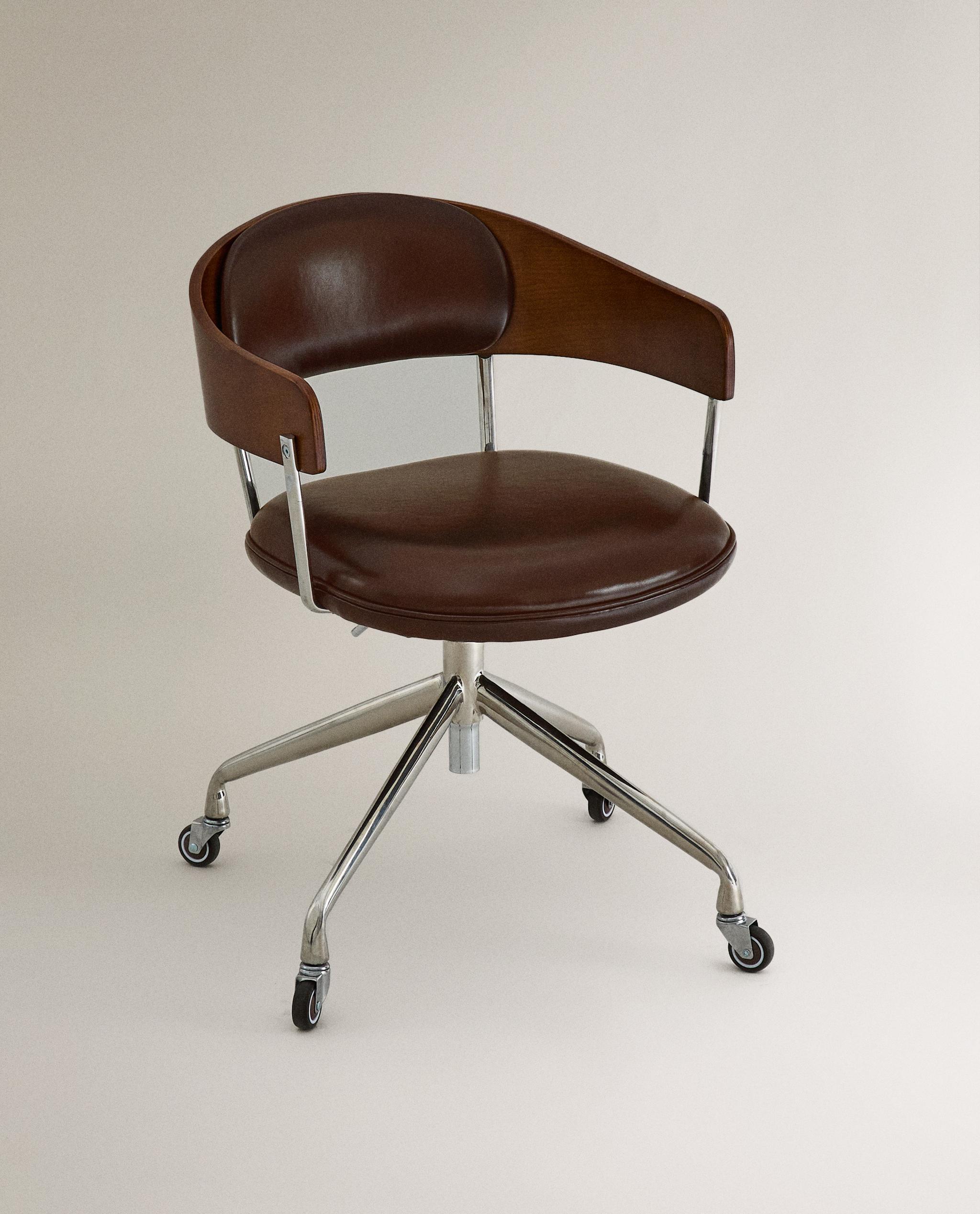 48288073800-a1.jpg?ts=