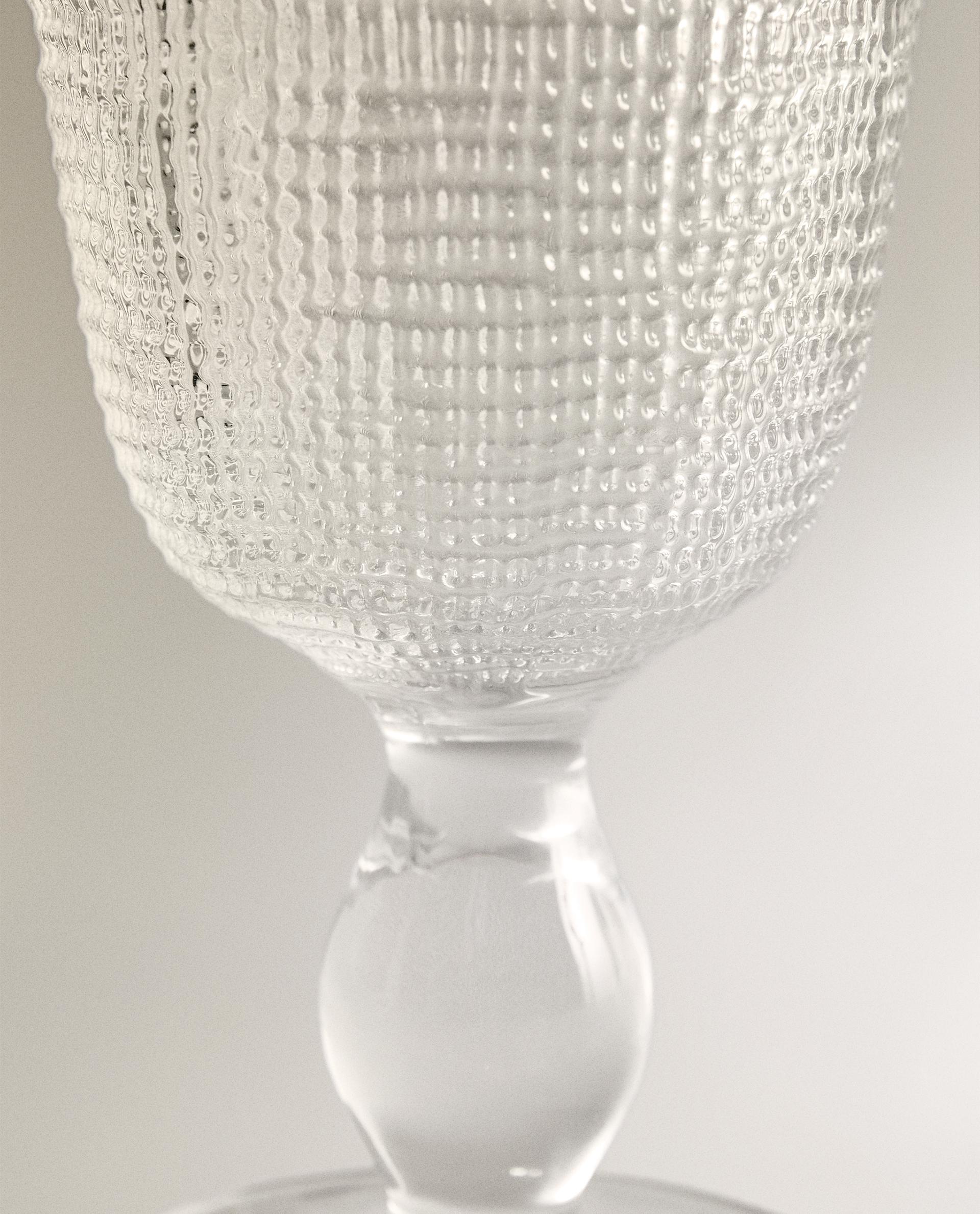 TUMBLER SET WITH RAISED DESIGN product thumbnail 15