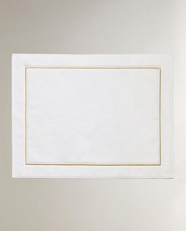 BATH MAT WITH TRIM