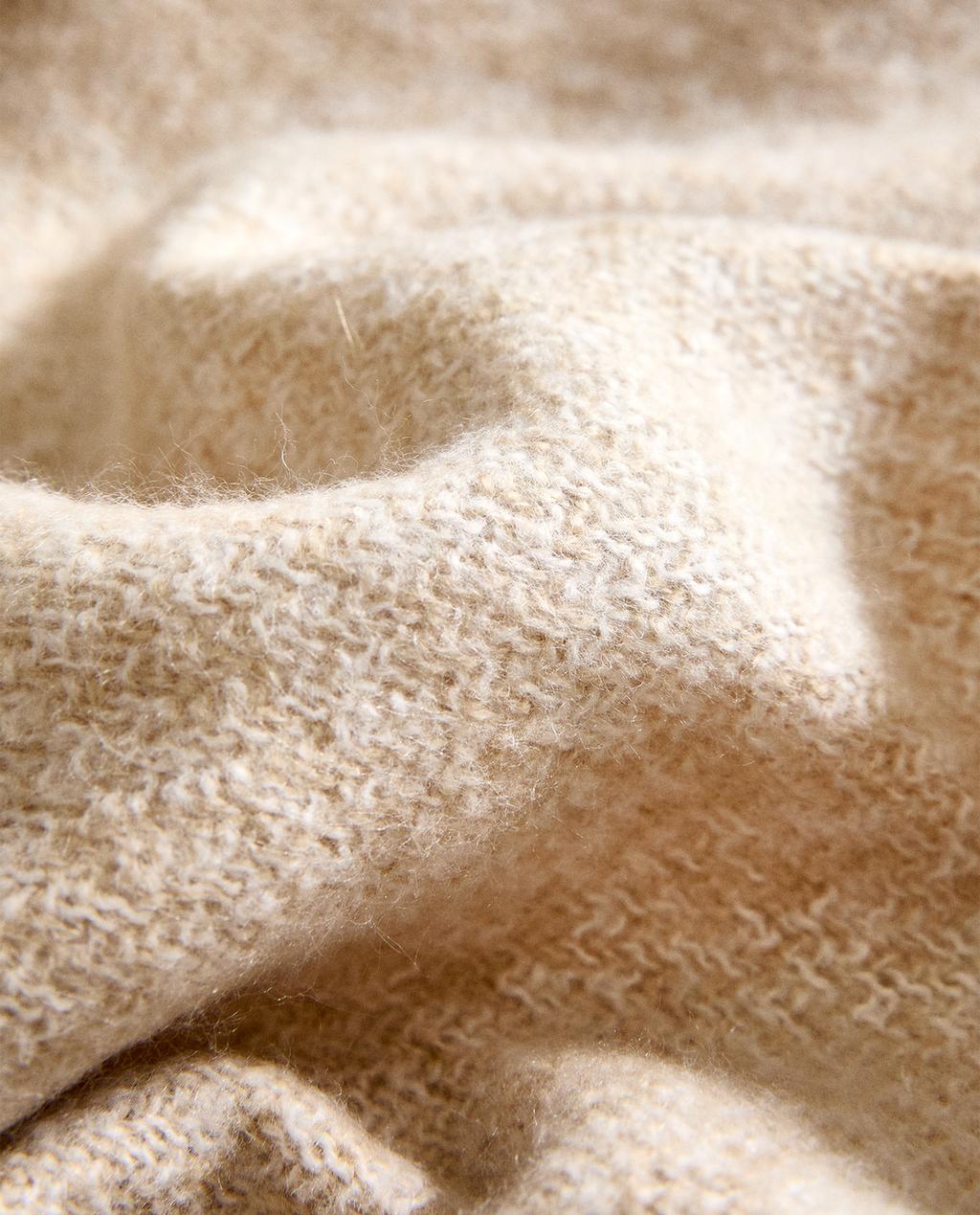 FRINGED BLANKET