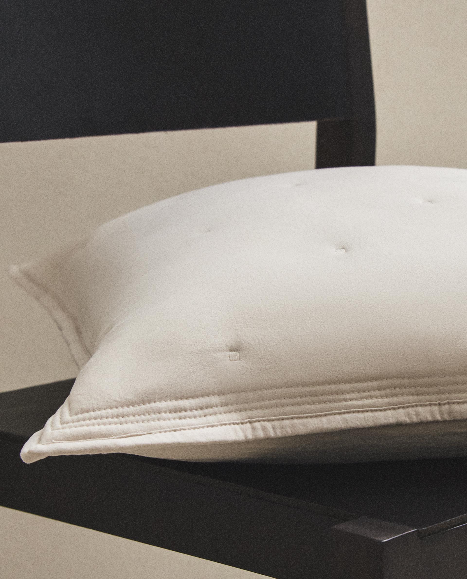 お値引き‼️ZARA HOME クッションカバー　ホワイト2枚セット 42118007712-p1.jpg?ts=