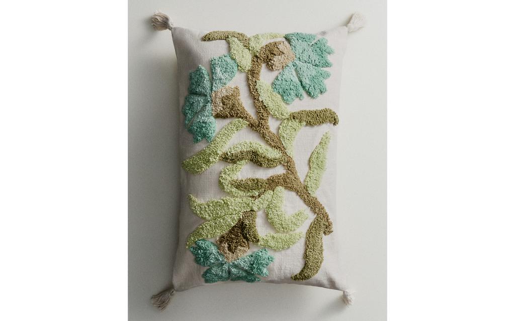 TUFTING CUSHION COVER