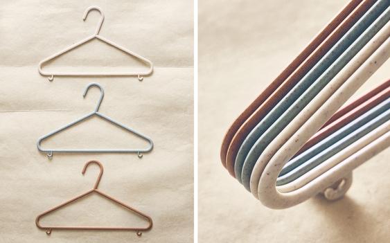 PACK OF KIDS' HANGERS IN PASTEL COLOURS (PACK OF 6)