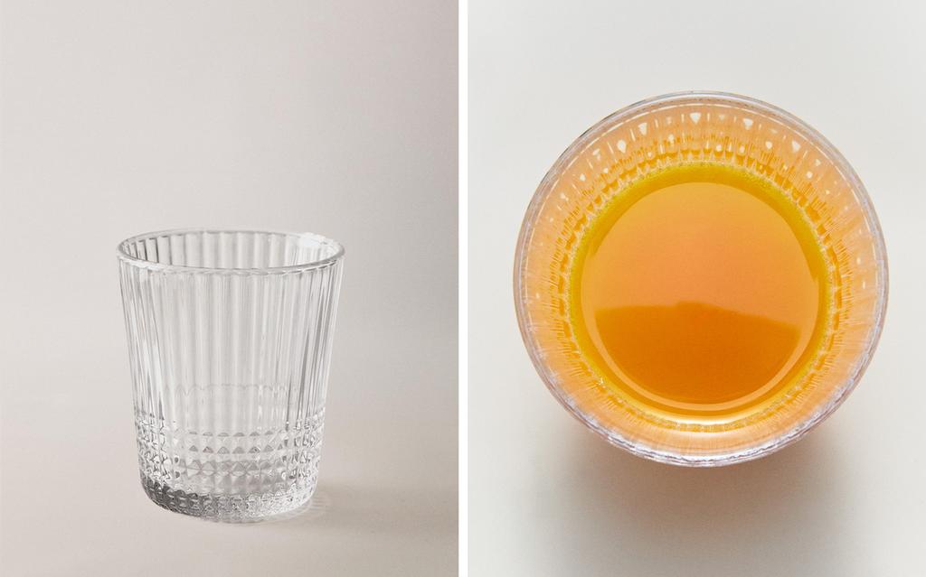 BICCHIERE IN VETRO CON RILIEVO GEOMETRICO