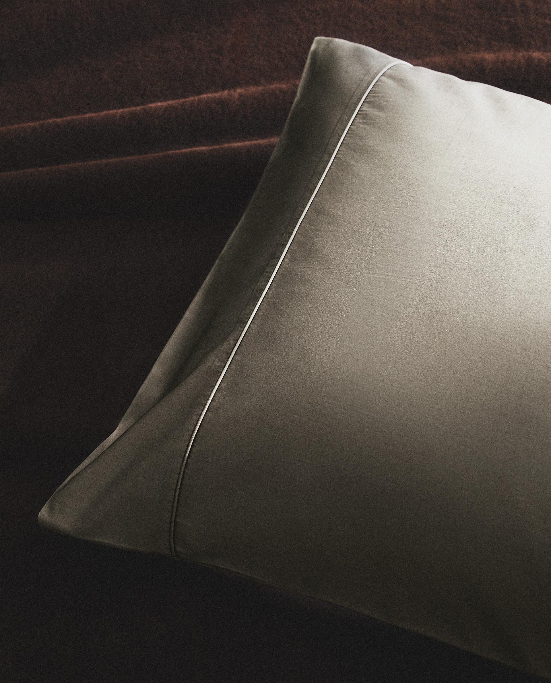 PERCALE PILLOWCASE (300 THREAD COUNT) product thumbnail 2