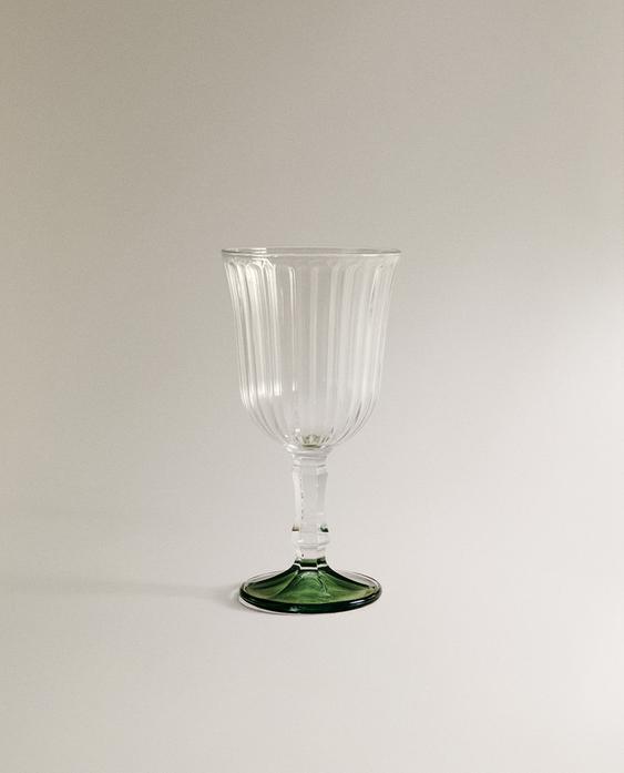 VERRE À PIED RELIEF BASE COLORÉE VERRE À PIED RELIEF BASE COLORÉE