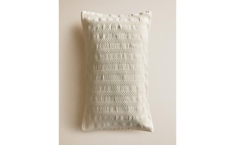 KIDS' STRIPED TEXTURED CUSHION COVER