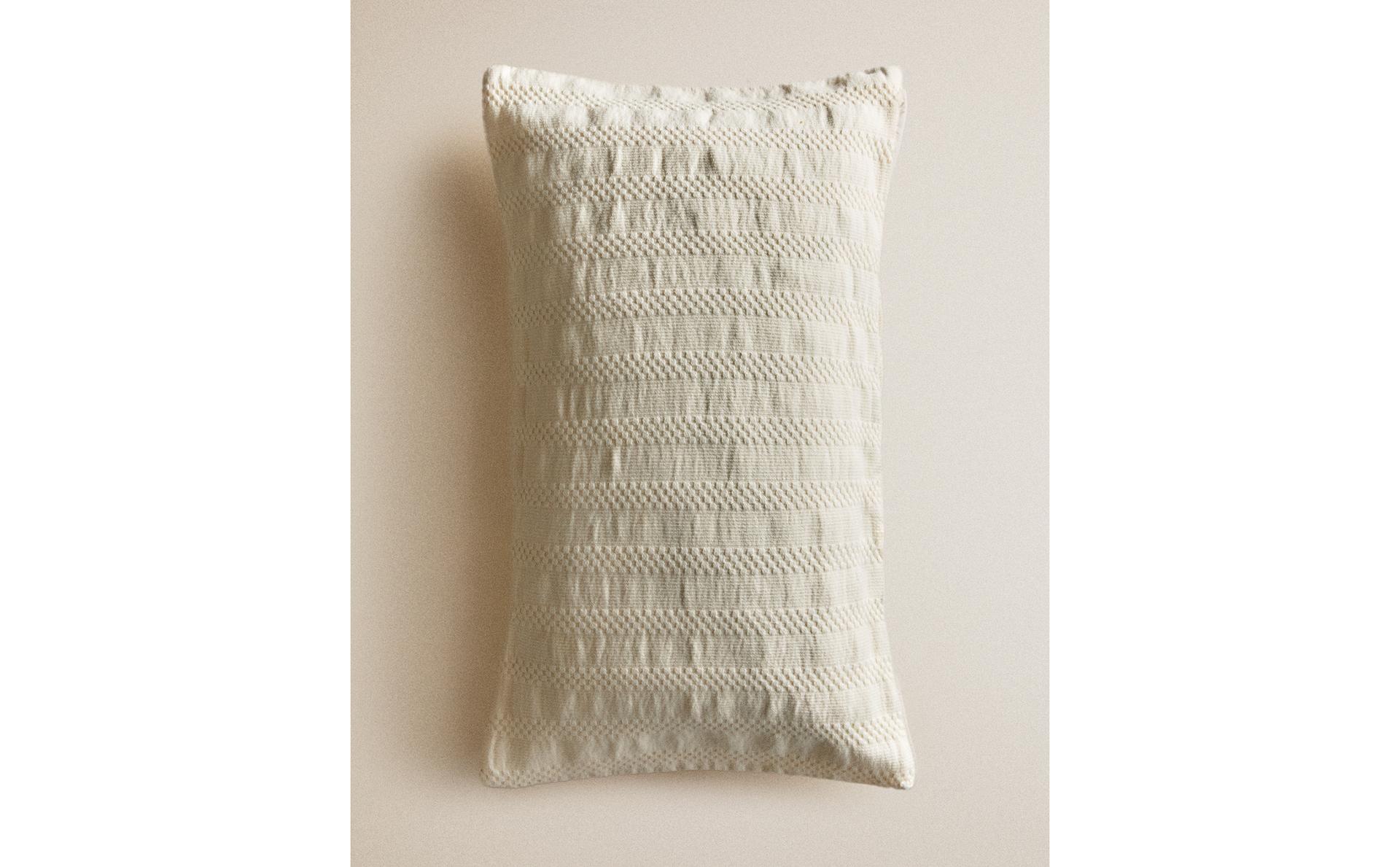 KIDS' STRIPED TEXTURED CUSHION COVER