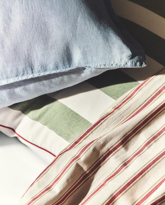 PILLOWCASES AND DUVET COVER