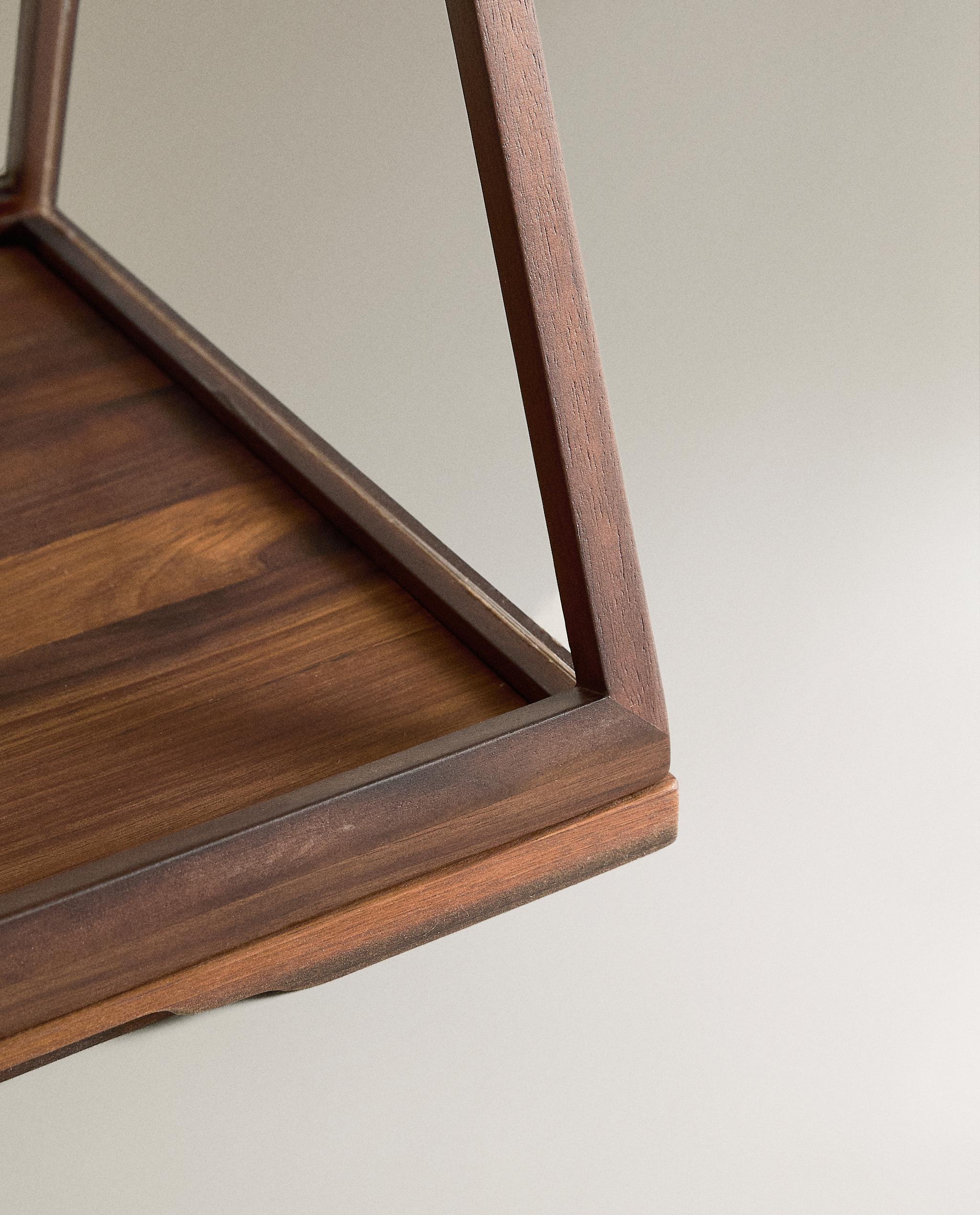 WOODEN DISPLAY STAND product thumbnail 3