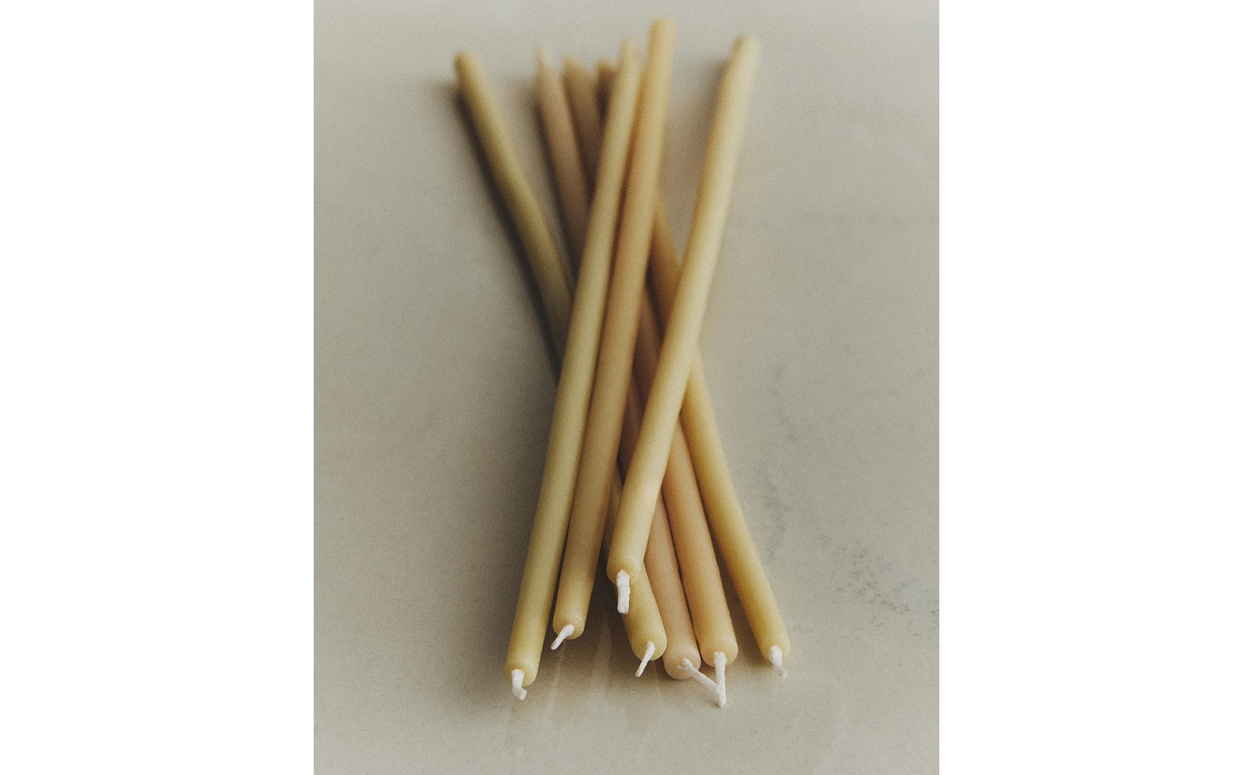 PACK OF THIN DECORATIVE CYLINDRICAL CANDLES (PACK OF 10) product thumbnail 3
