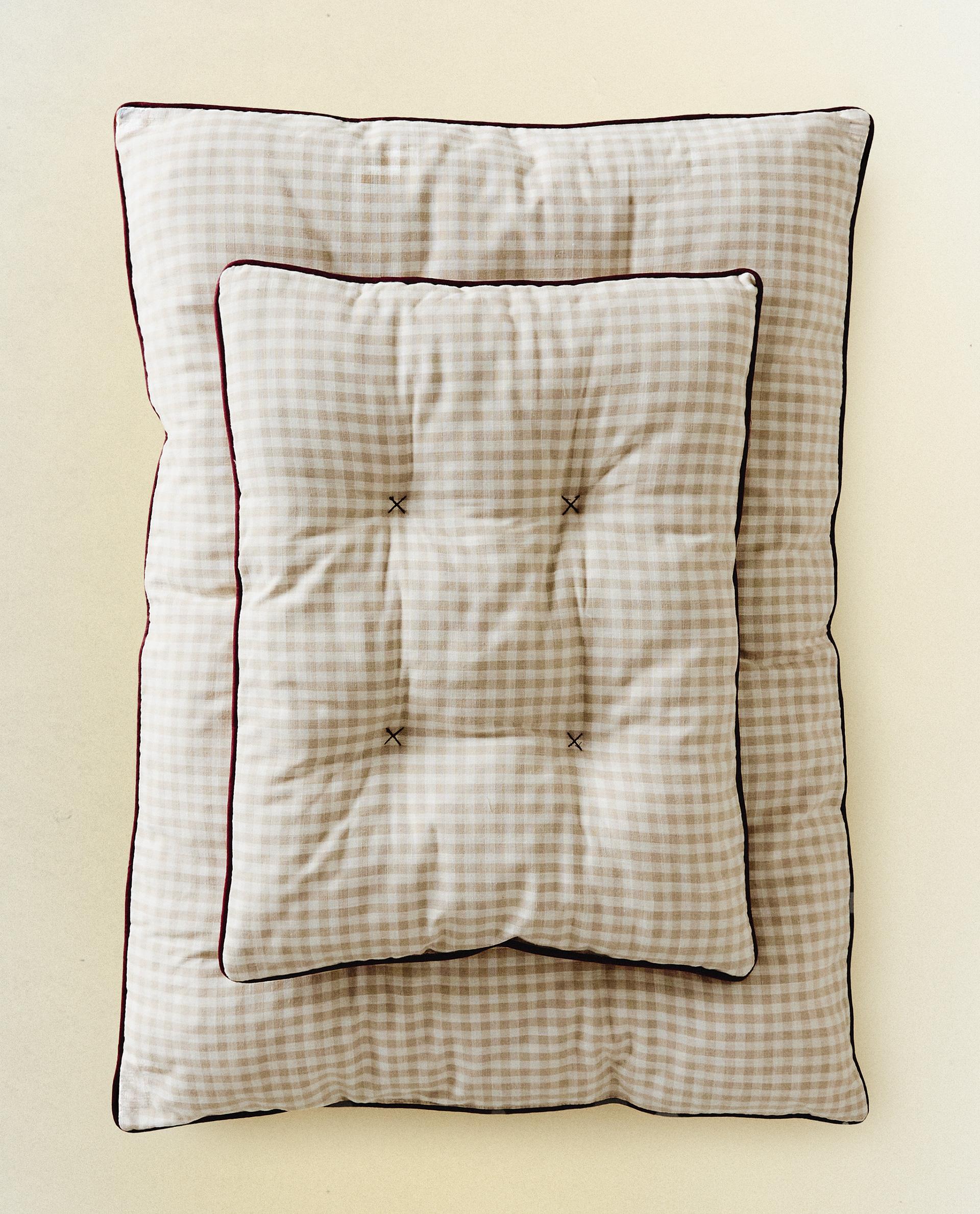 maid France cushion ドガ Amazon.com: French Pillow French Flag Pillow France Flag