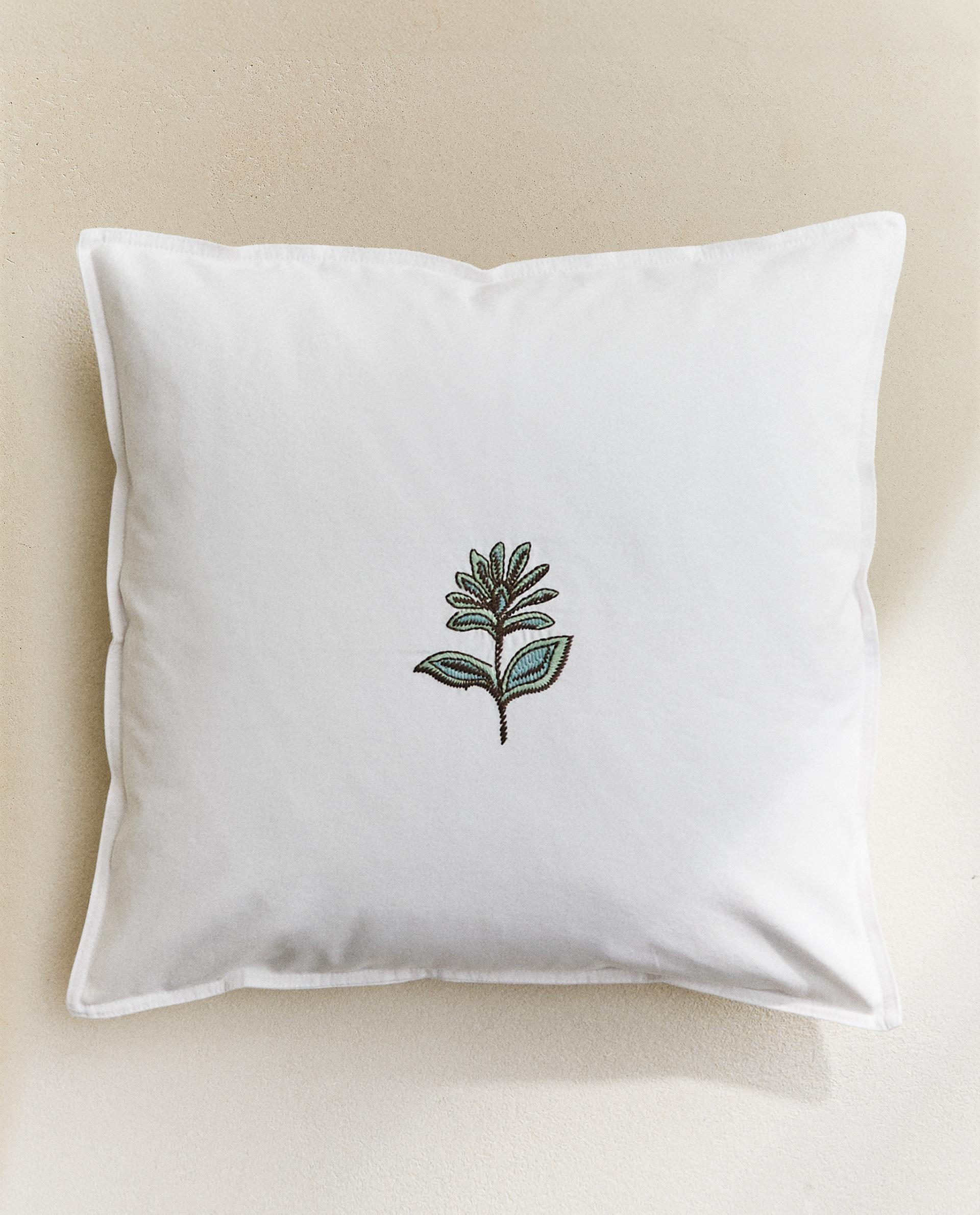 花 刺繍 クッションカバー | Zara Home 日本/Japan