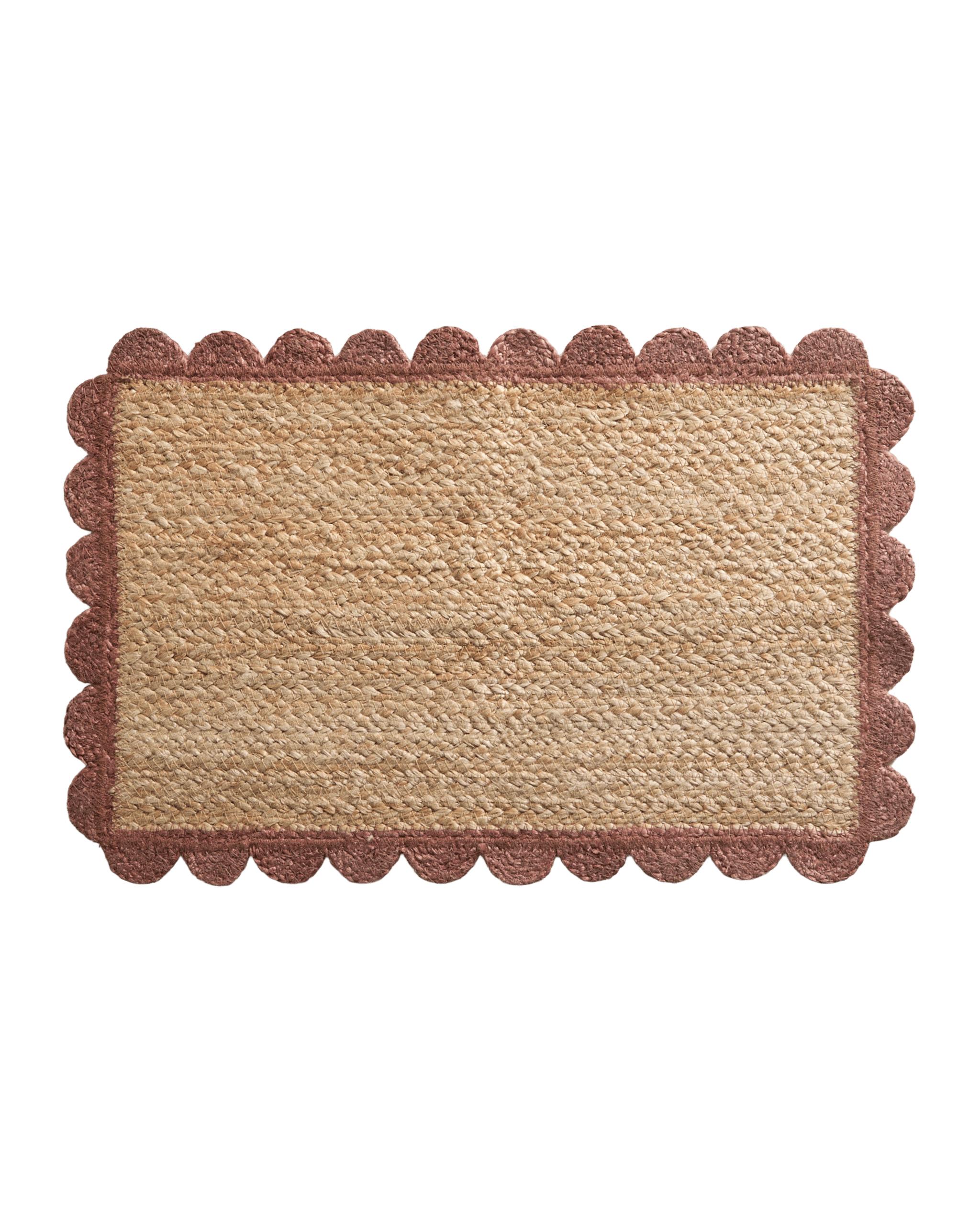 SCALLOPED JUTE PET RUG product thumbnail 6