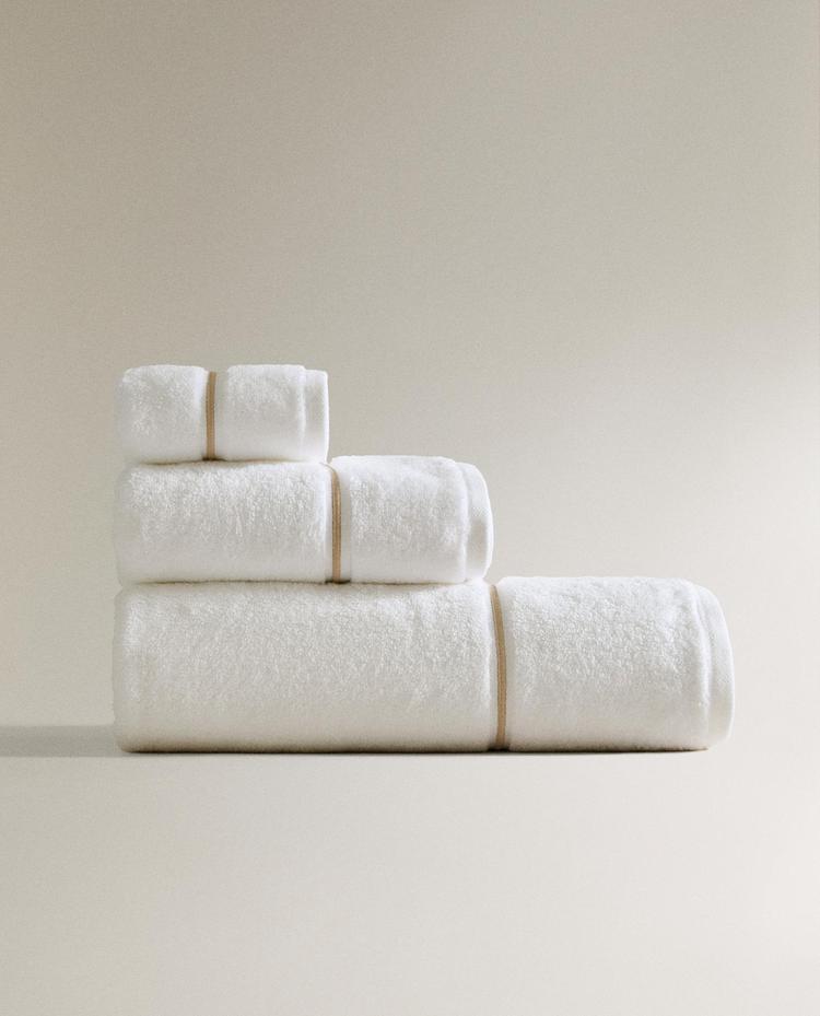 SERVIETTE DE BAIN FESTON BRODÉ SERVIETTE DE BAIN FESTON BRODÉ