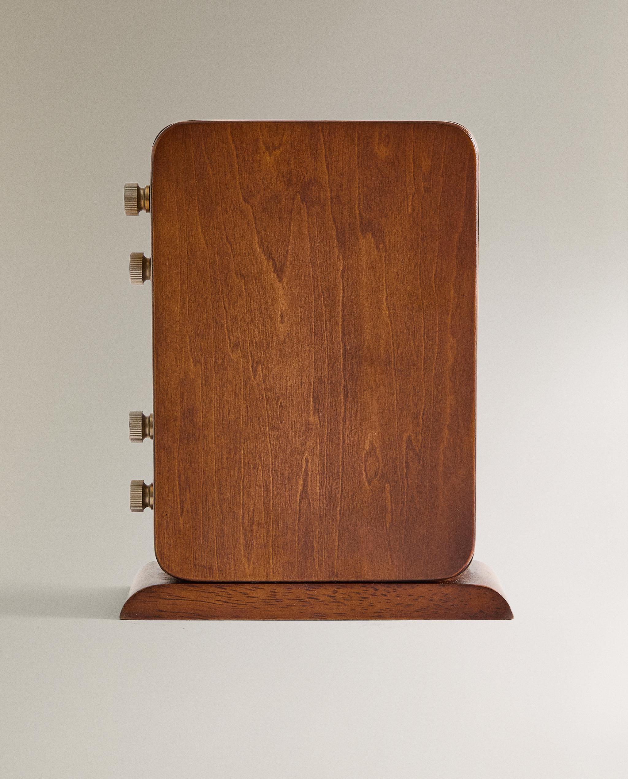 MANUAL TABLE CALENDAR product thumbnail 3