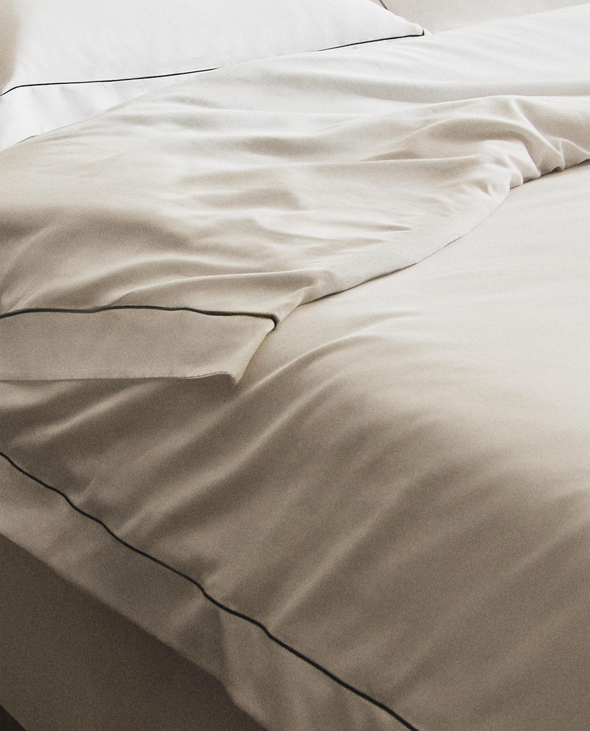 縁取り刺繍入り トップシーツ | Zara Home 日本/Japan